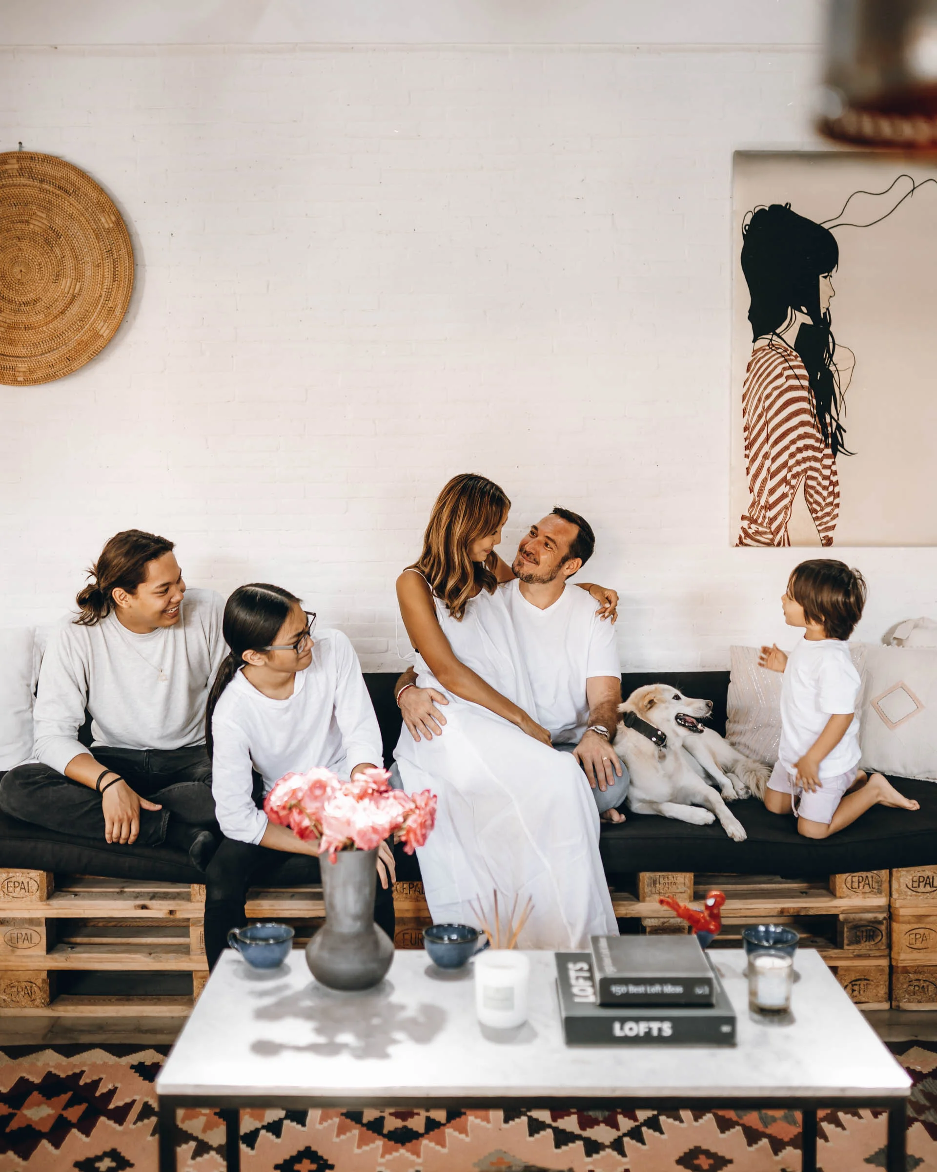keira-mason-fourcard-family-shoot-loungeroom.jpg