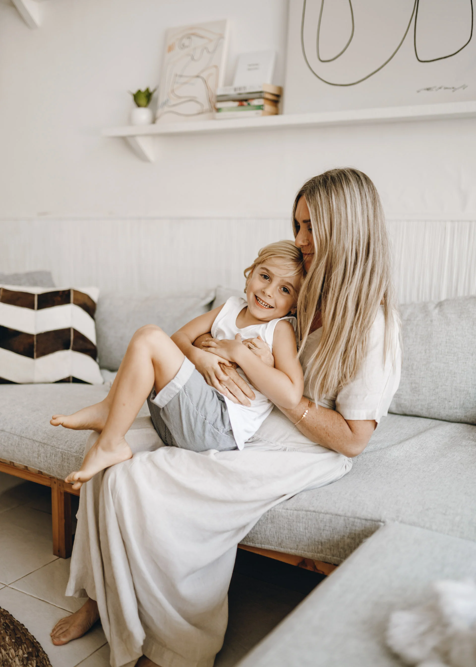 keira-mason-bird-and-kite-cuddles.jpg
