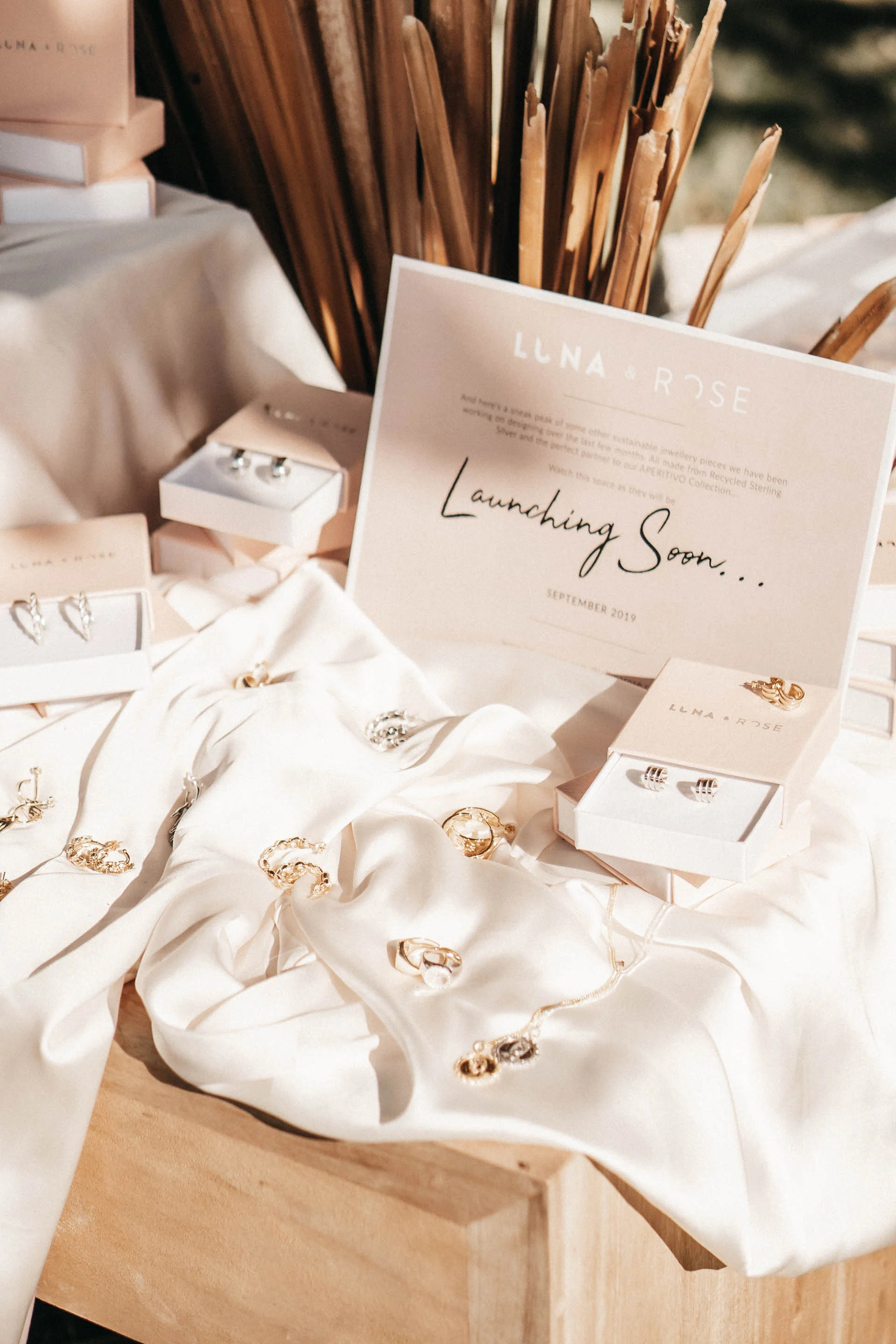 keira-mason-la-luna-rose-jewellery-table.jpg