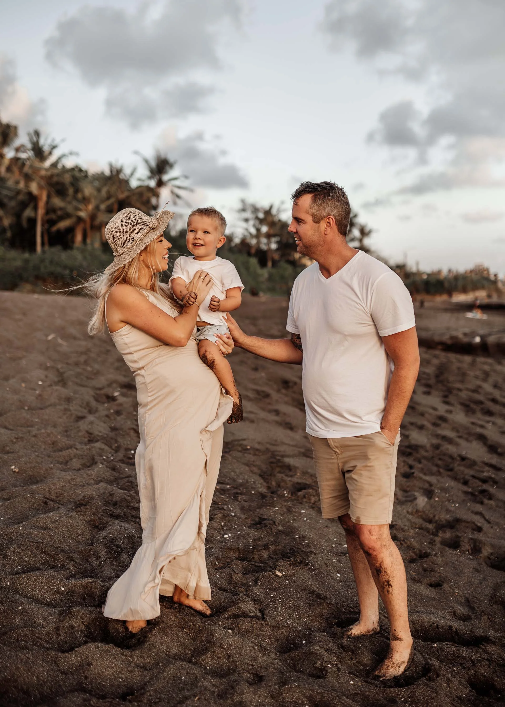 keira-mason-family-shoot-bali.jpg