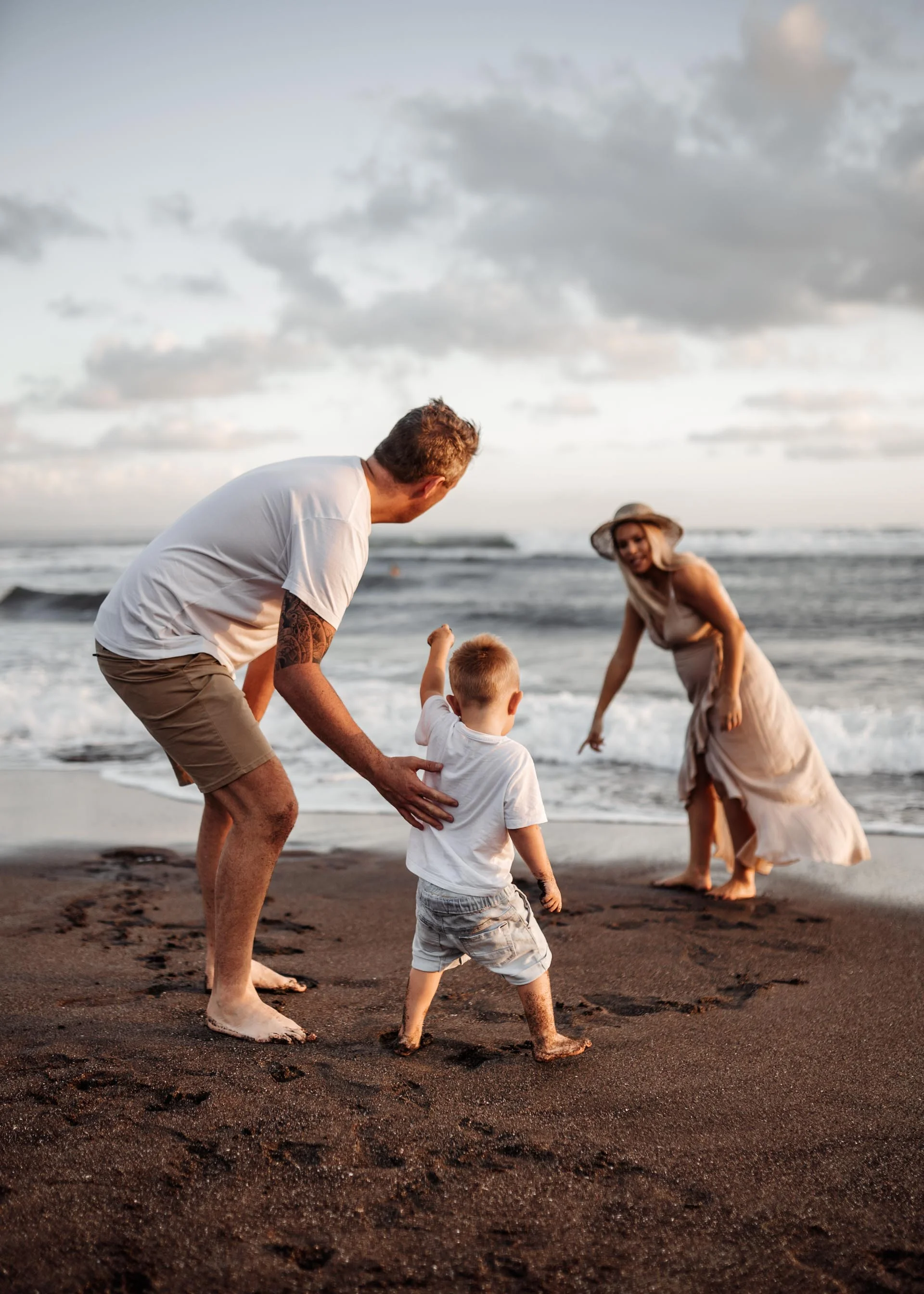 keira-mason-family-shoot-beach-sunset.jpg