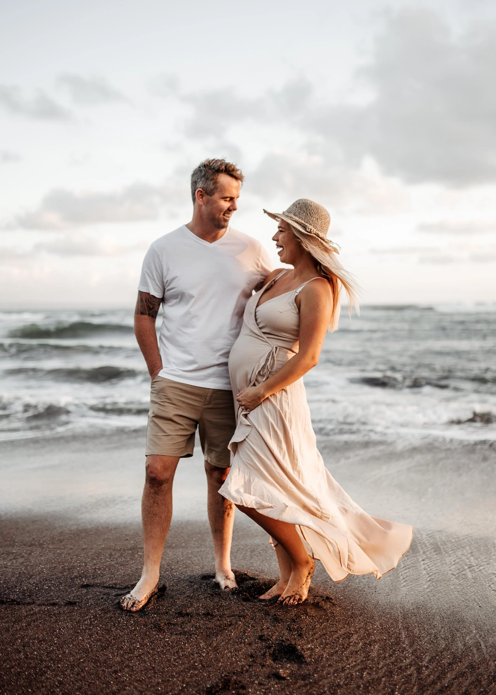 keira-mason-family-shoot-couple-laughing.jpg