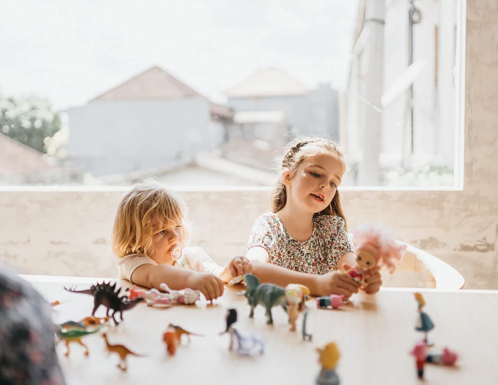 keira-mason-jessica-mcleod-two-girls-playing.jpg