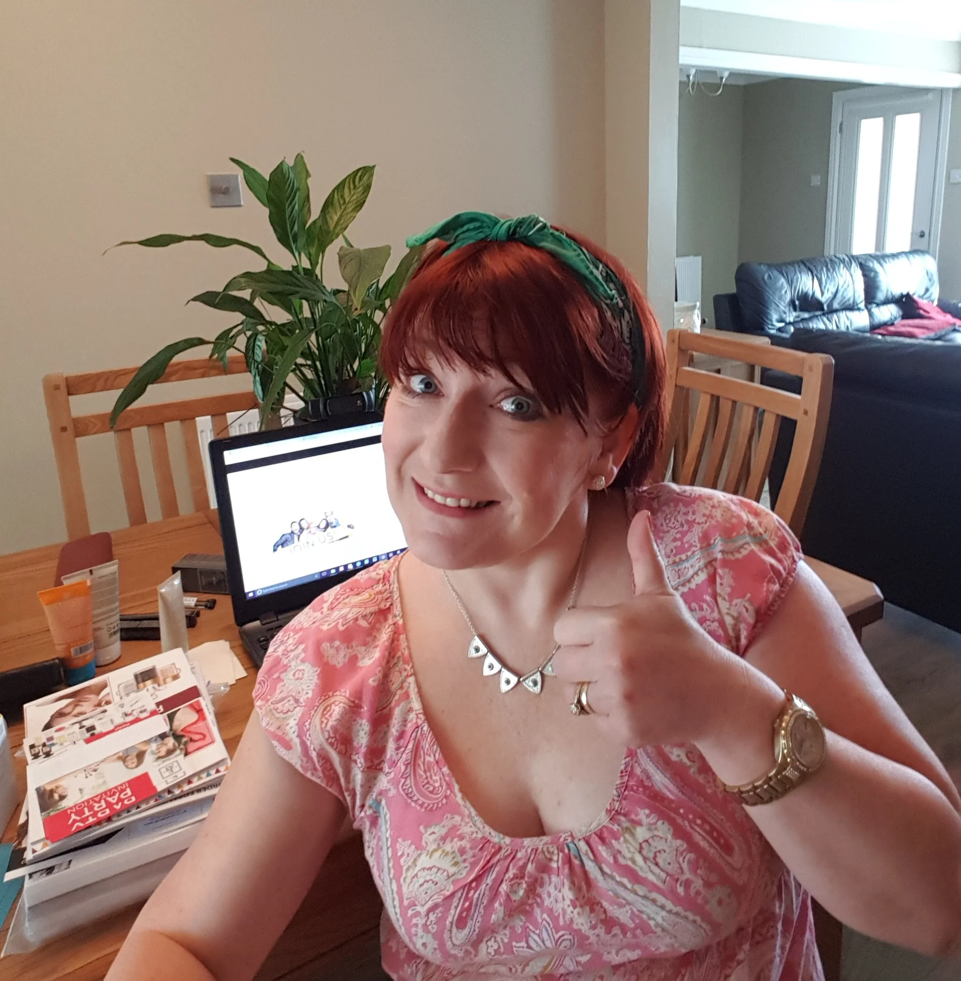 sharonhowat.jpg