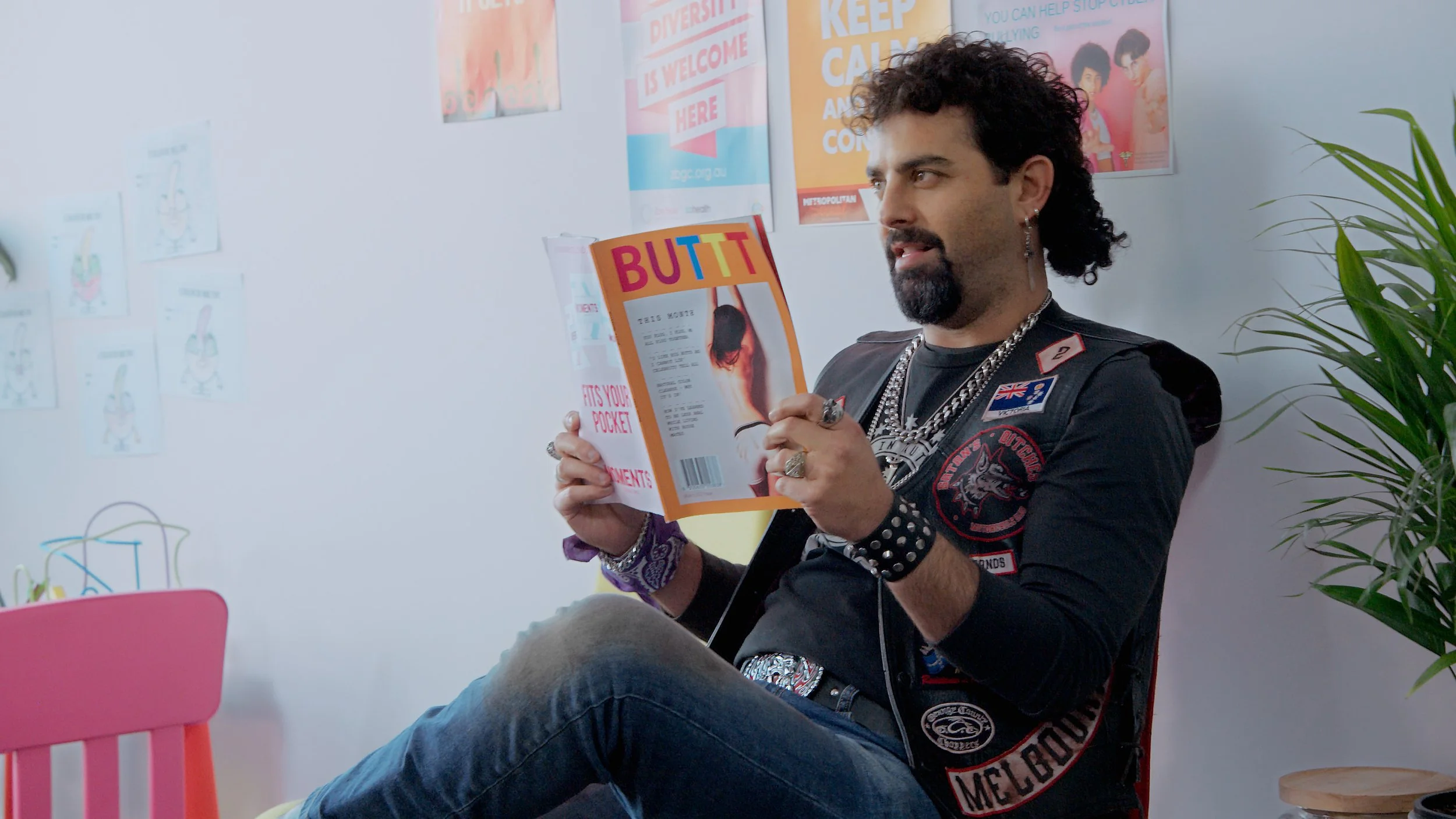 Ep1_Greg Not Reading (Ryan Shelton).jpg