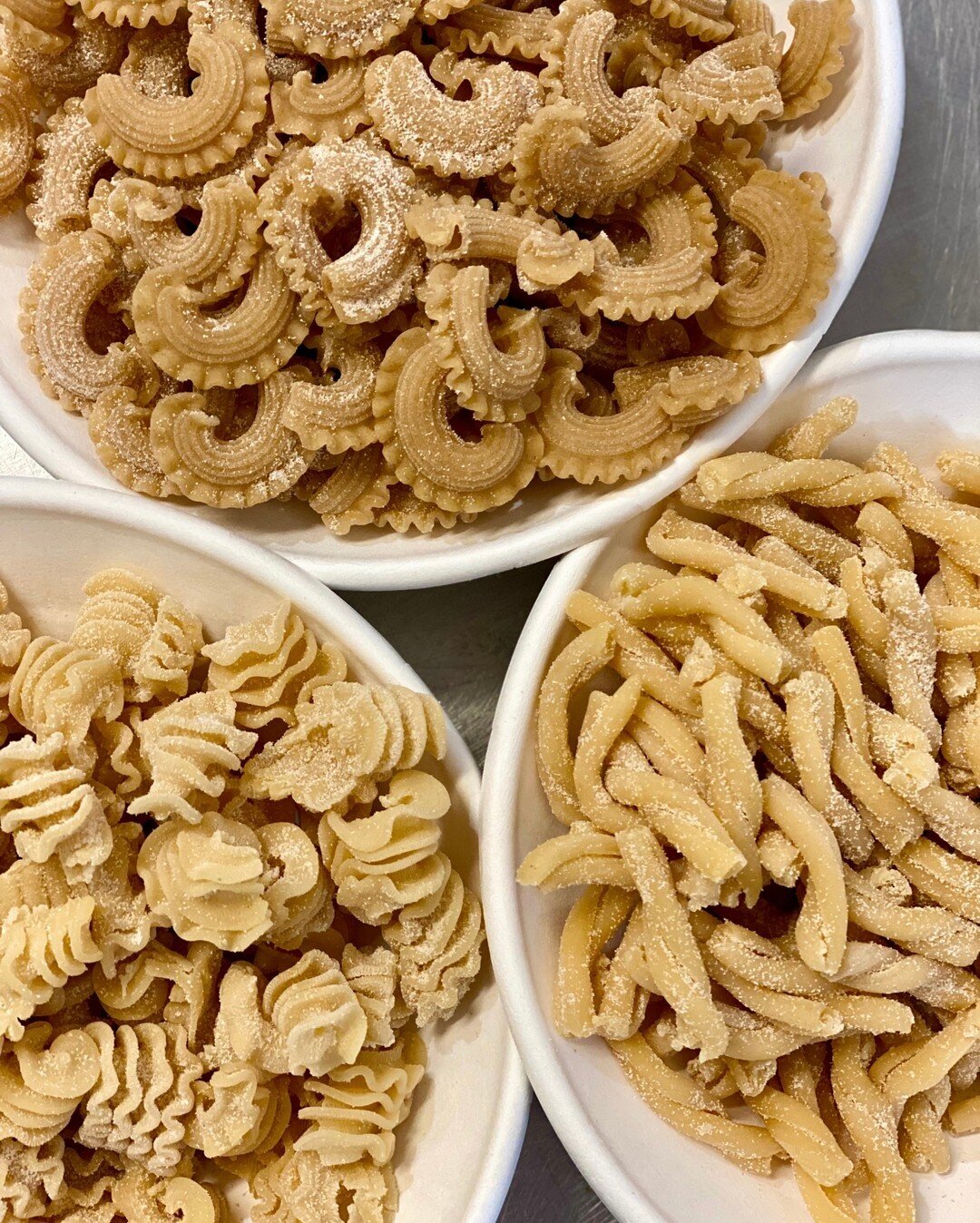 Fresh hand made pasta available in the shop today until sold out! Don&rsquo;t miss out! ​​​​​​​​
​​​​​​​​
Happy Sunday!! ☀️​​​​​​​​
​​​​​​​​
​​​​​​​​
​​​​​​​​
#betterbread #bredco #bredbread #albany #sustainable #artisanbread #lovacore #sourdough #re