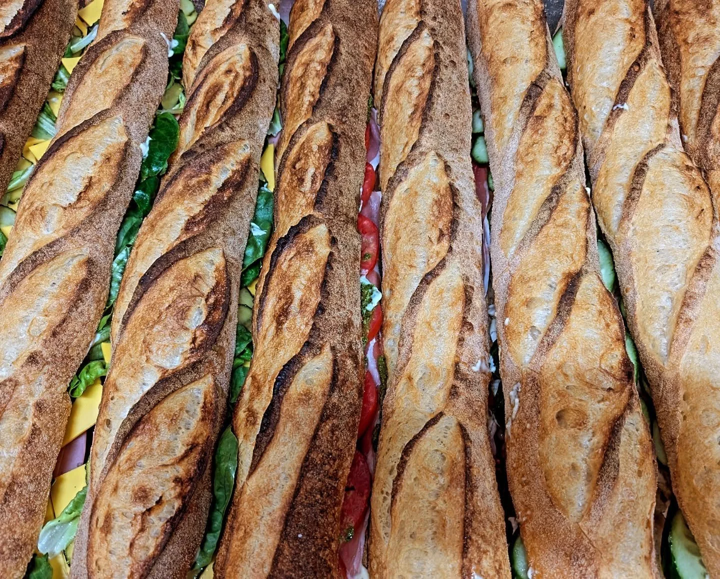 Hey! We're looking for a FOH, barista professional. Pop in or reach out to admin@bredco.com.au