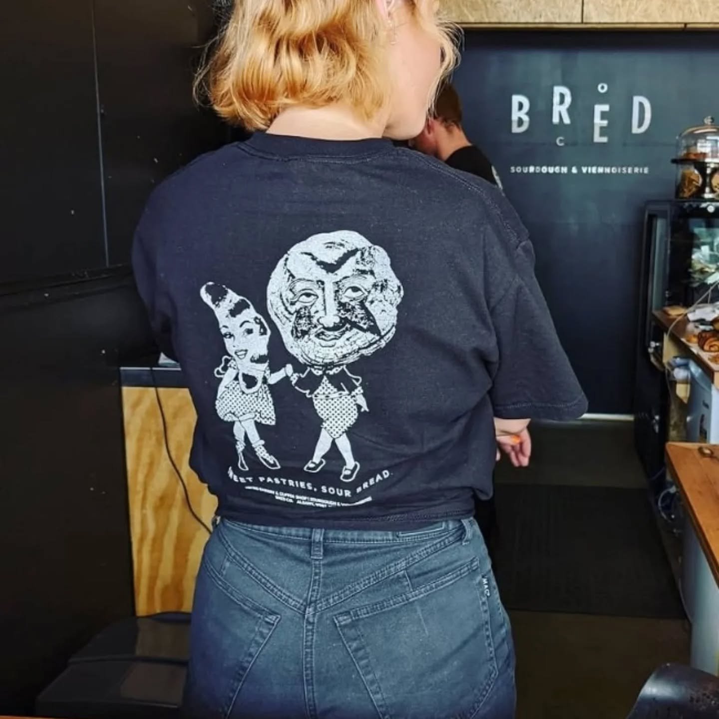 Bredco are out and about this weekend! Saturday and Sunday we are heading over to Denmark to feed the people and maybe even have a cheeky bev. 

We are teaming up with the legends at @lightsbeachbrewing and heading out to Denmark to feed the masses! 