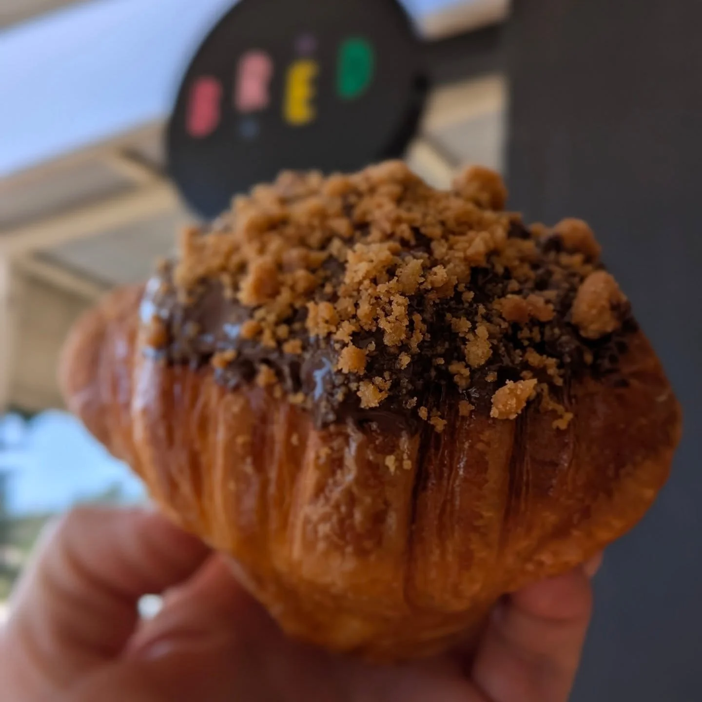 Throughout the Albany pride fest we will be slinging these "Golden Gaytime" cruffins. Caramel creme pat, chocolate dip and sugar cookie crumbs ❤️