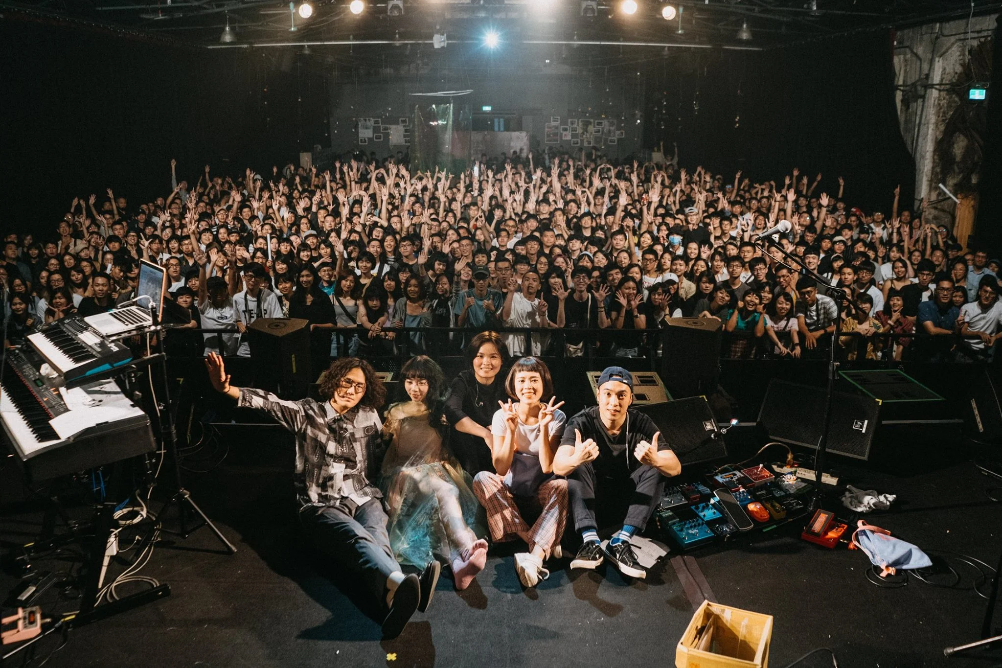 Download more press pictures here .