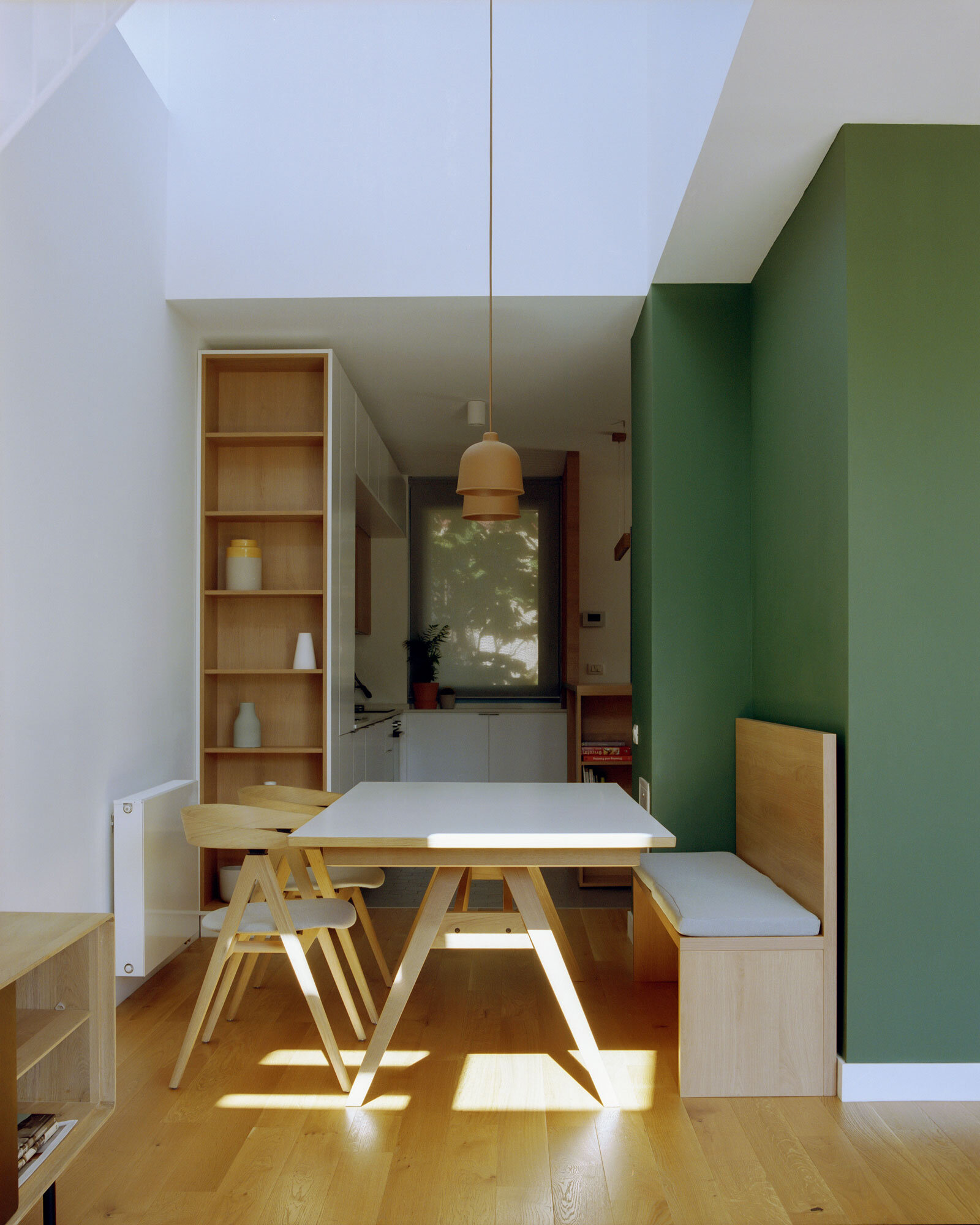 Craftr-Interior_Design-FS_Apartment_06_dining.jpg