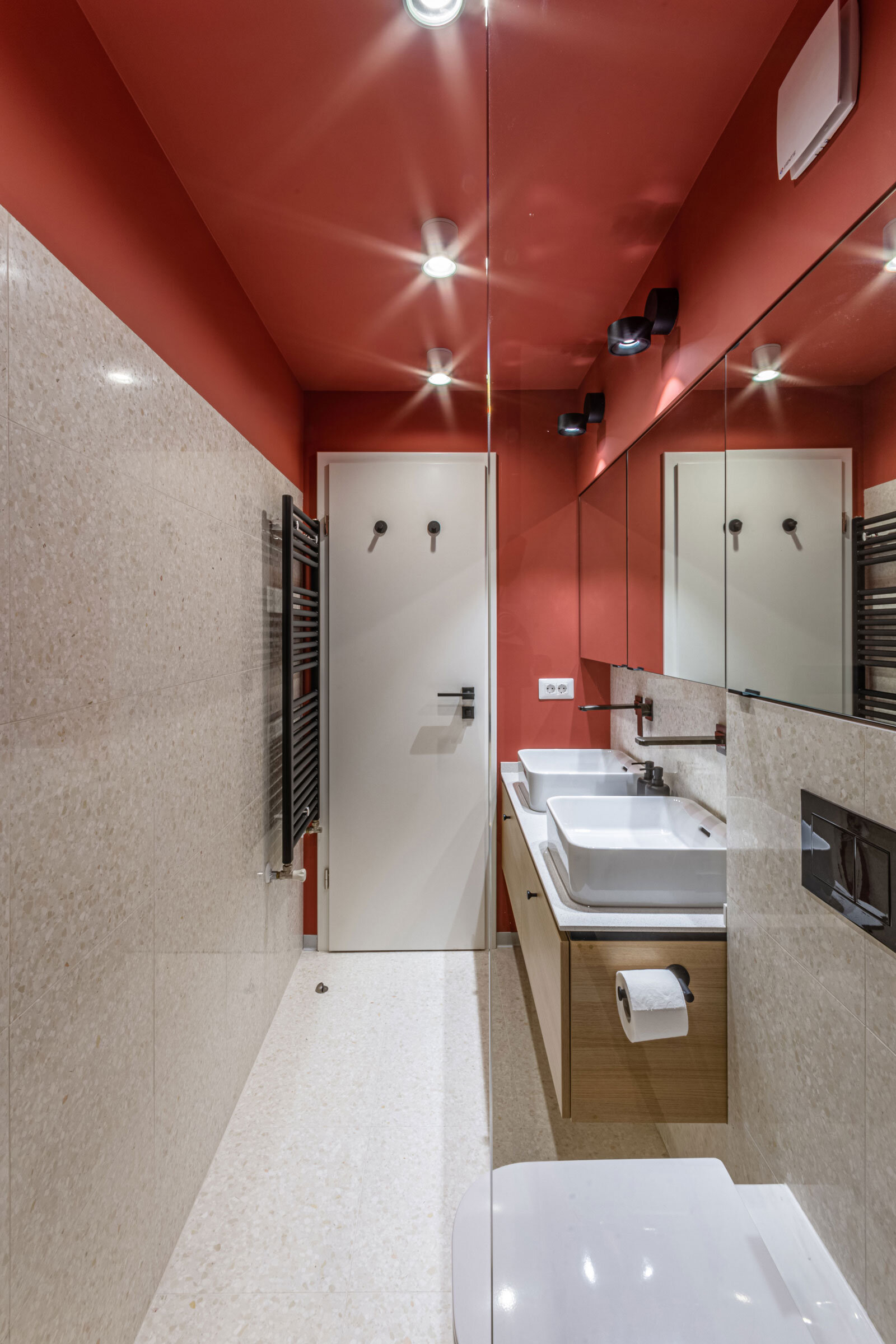 Craftr_Interior_Design_DC_Apartment_38_master_bathroom.jpg