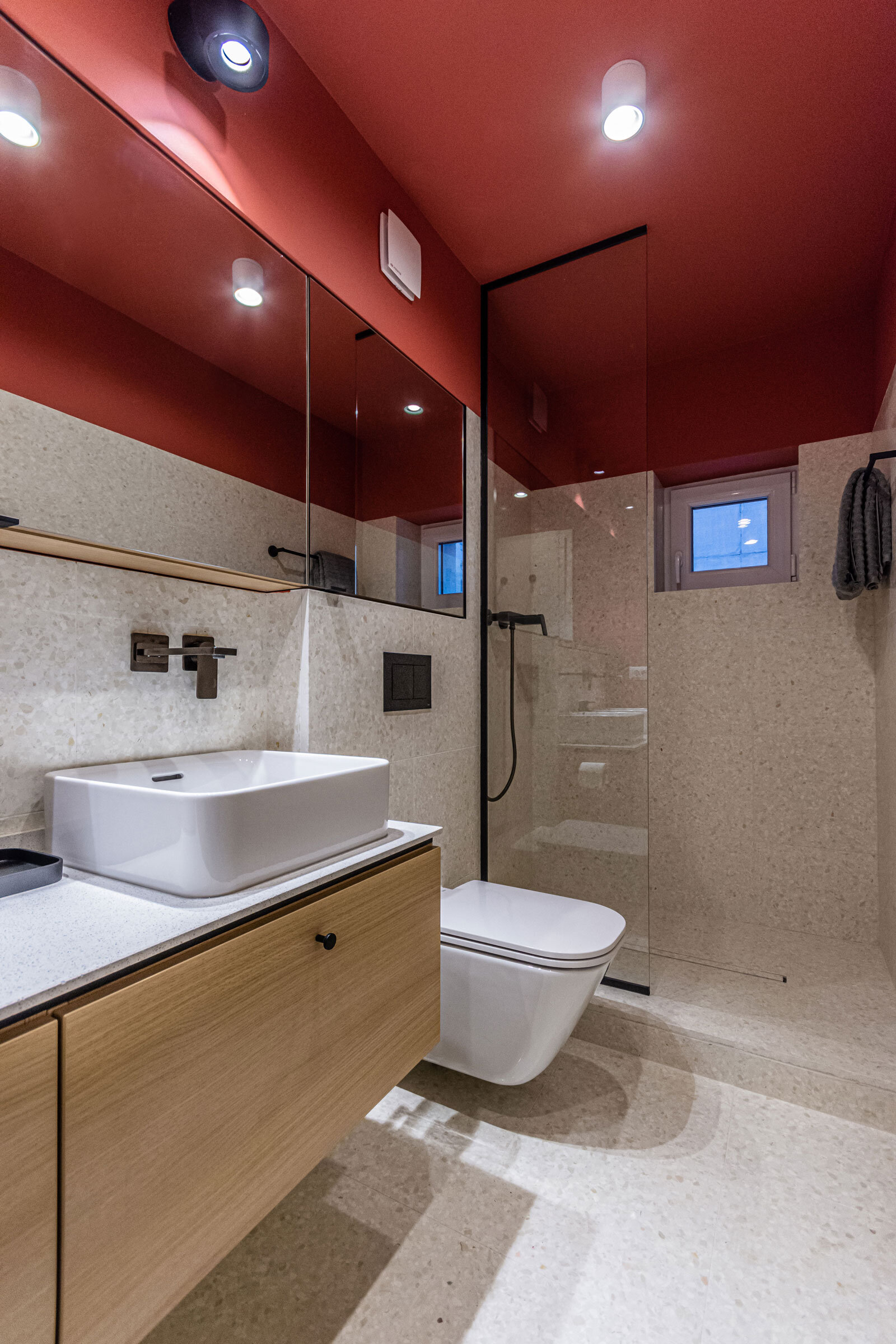 Craftr_Interior_Design_DC_Apartment_41_master_bathroom.jpg