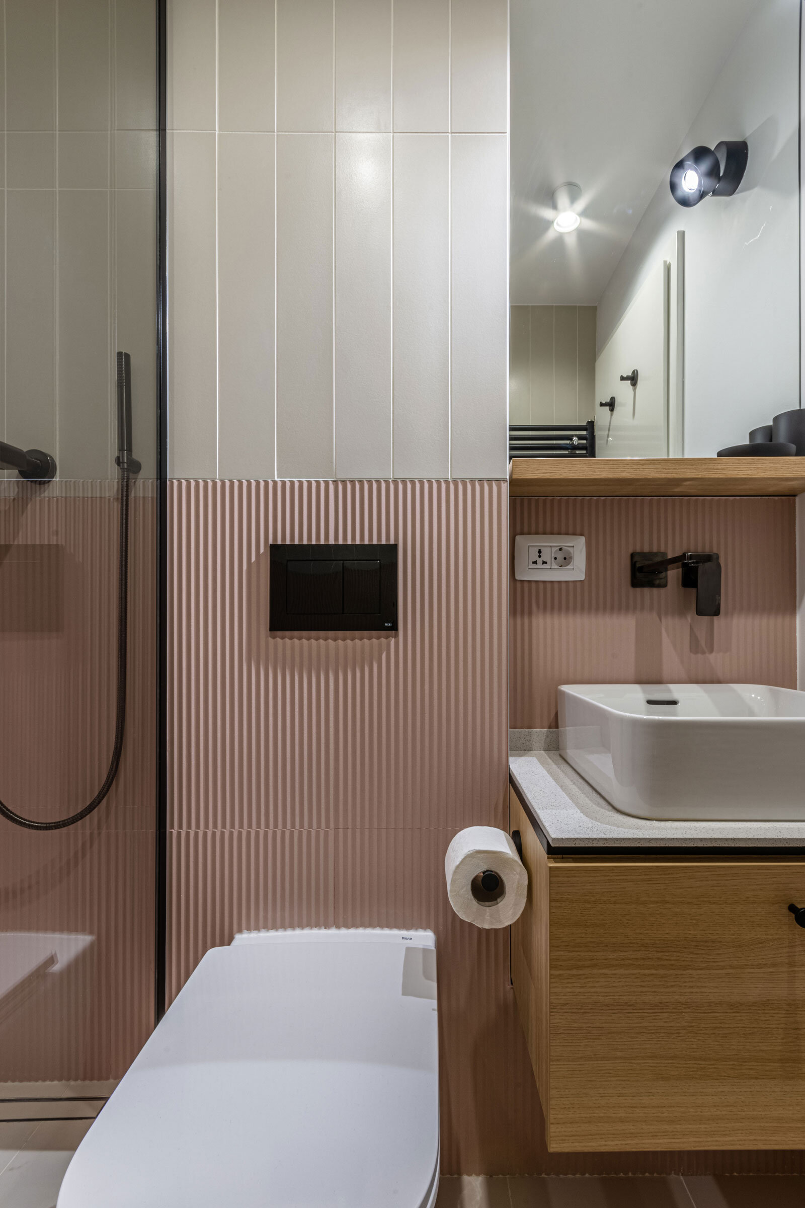 Craftr_Interior_Design_DC_Apartment_50_bathroom.jpg
