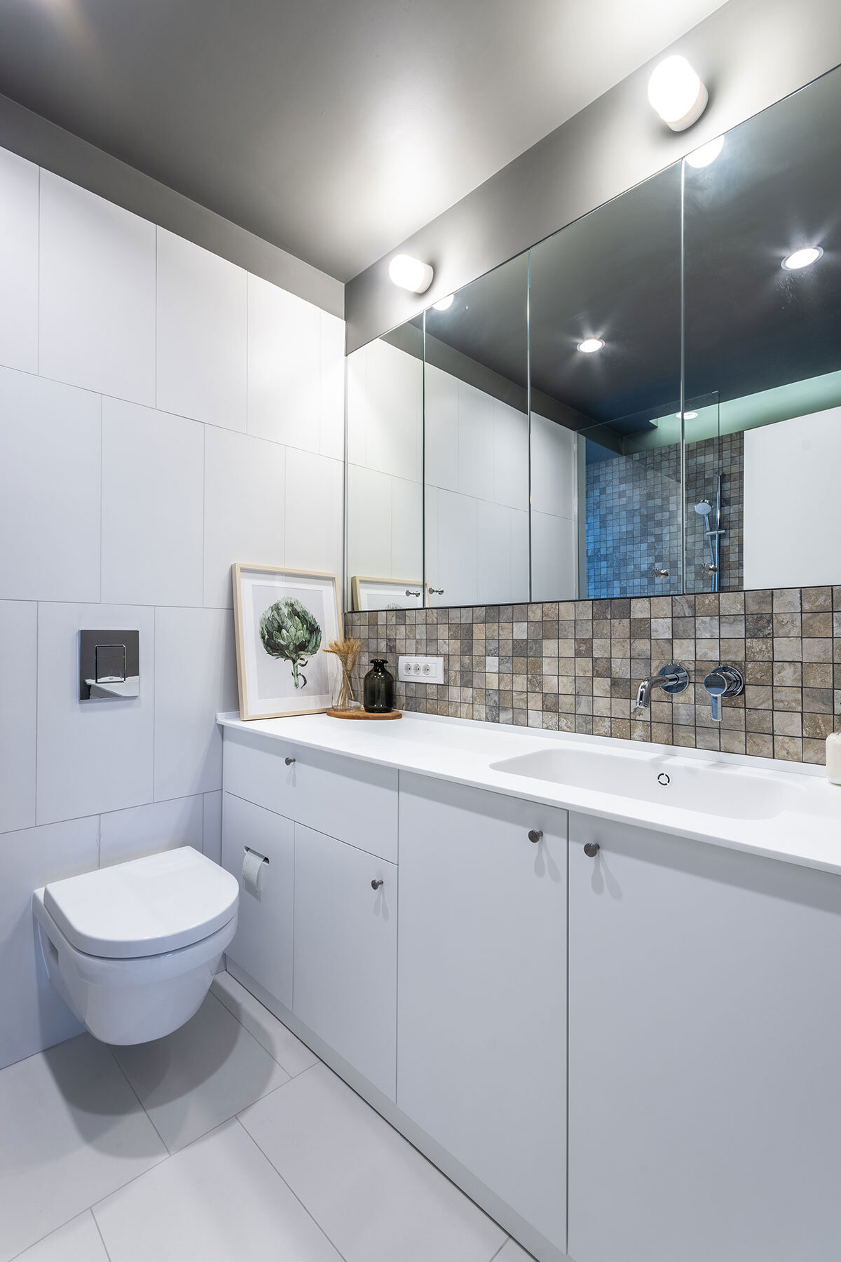 Craftr_Interior_Design_MA1_Apartment_27_master_bathroom.jpg