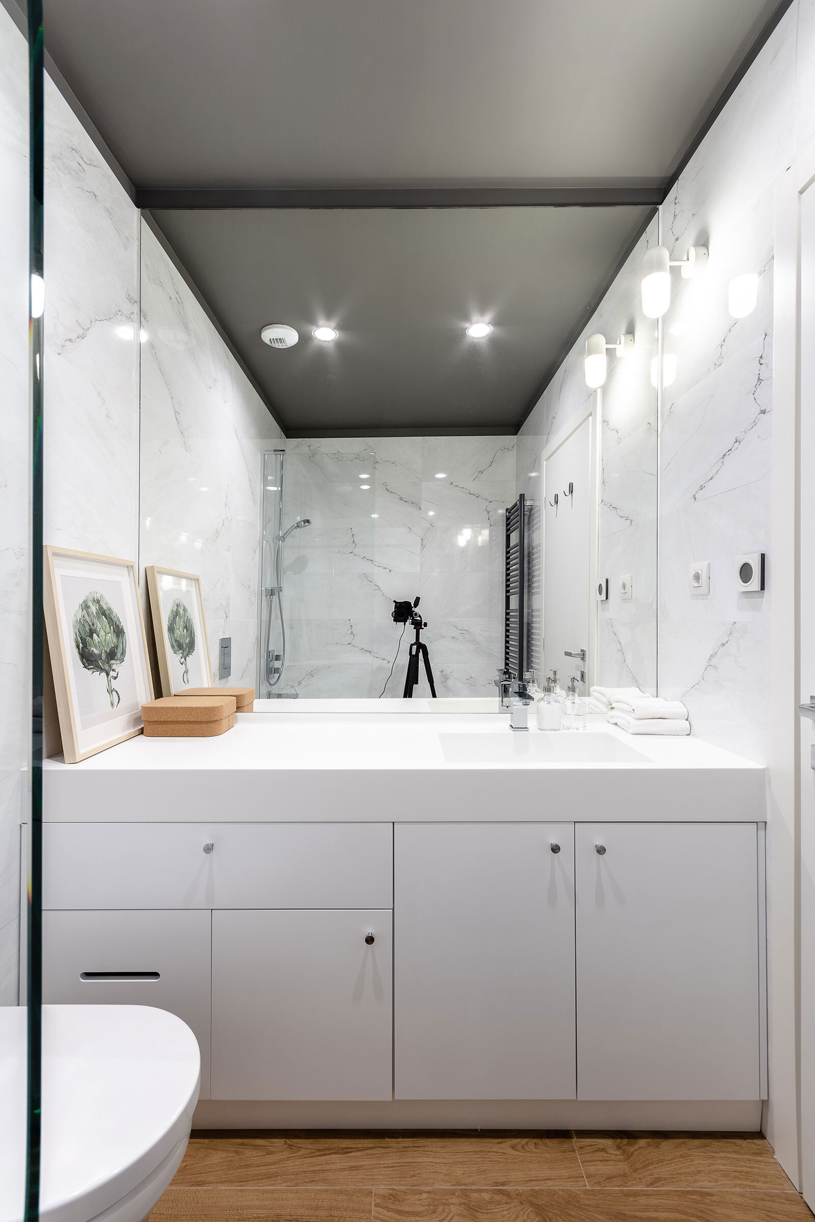 Craftr_Interior_Design_MA2_Apartment_25_master_bathroom.jpg