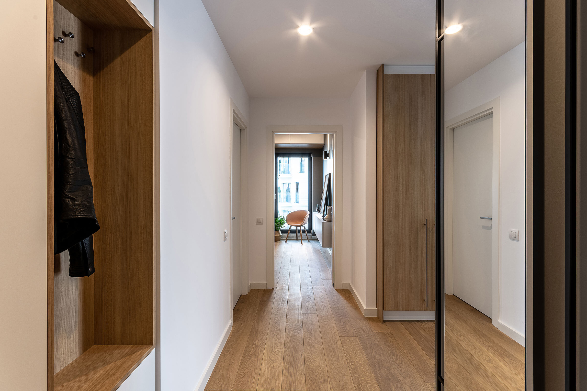 Craftr_Interior_Design_MA3_Apartment_01_hallway.jpg