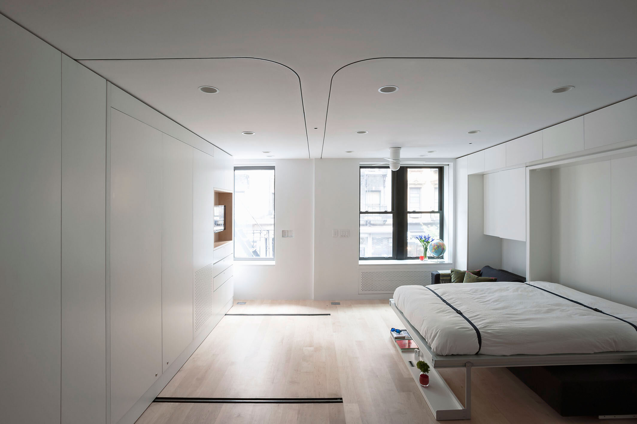 Craftr_Interior_Design_LE1_Apartment_08_murphy_bed.jpg
