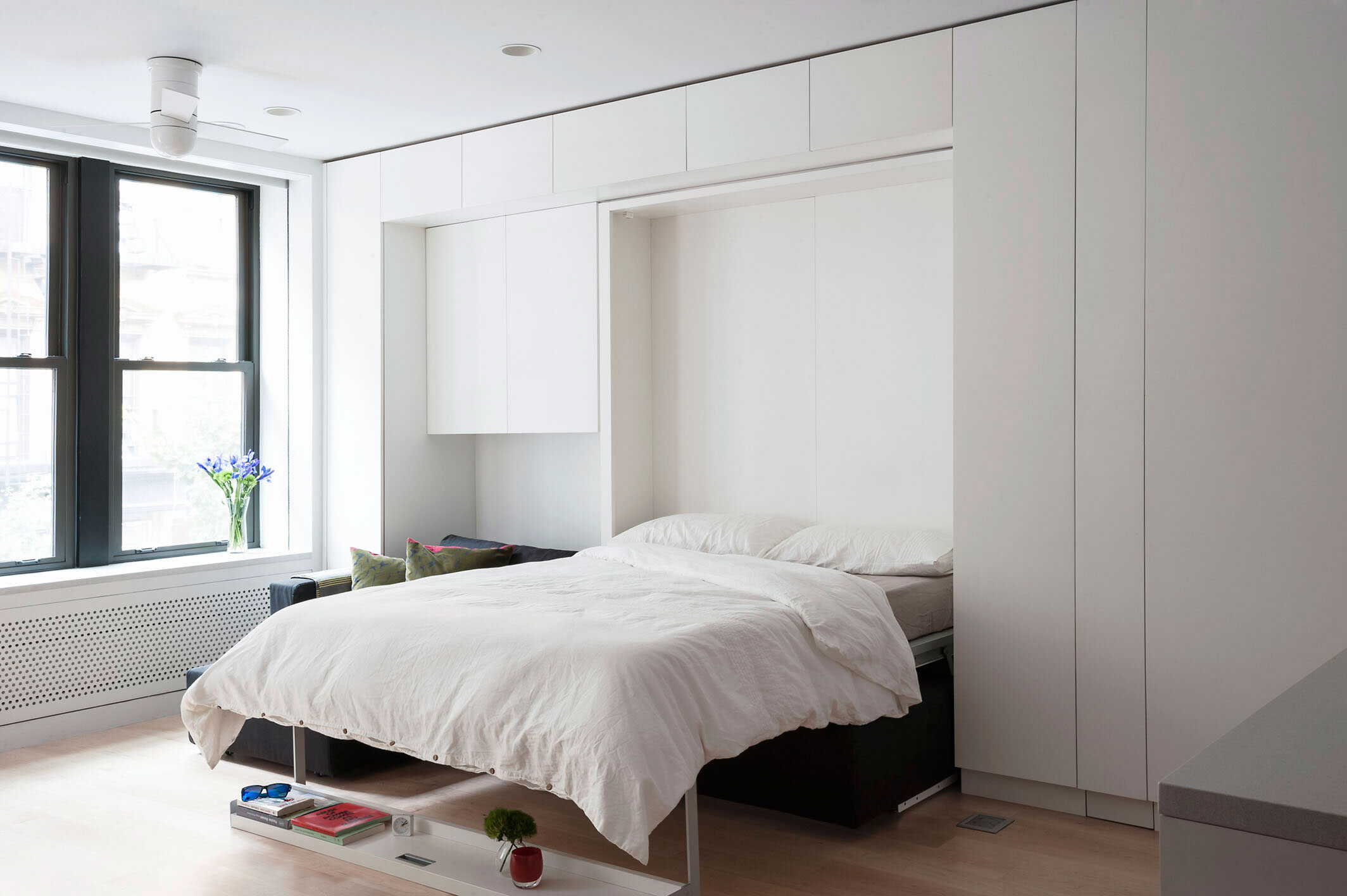 Craftr_Interior_Design_LE1_Apartment_36_murphy_bed.jpg