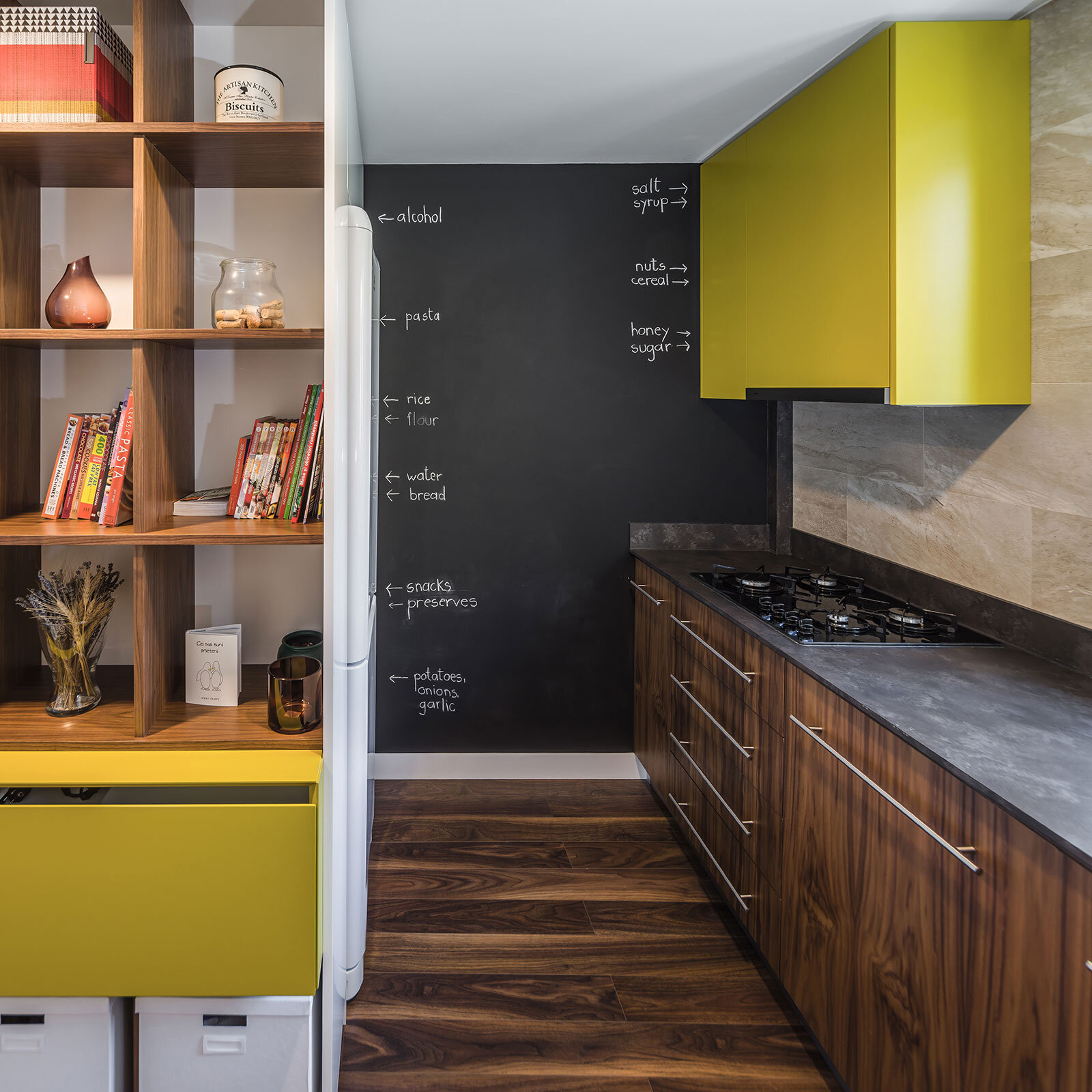 Craftr_Interior_Design_CL_Apartment_11_kitchen.jpg