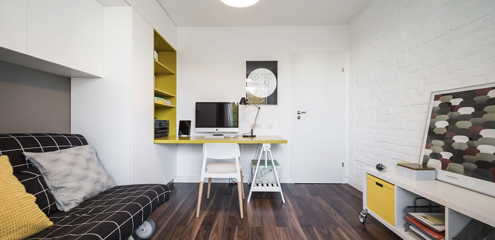 Craftr_Interior_Design_CL_Apartment_19_home_office.jpg