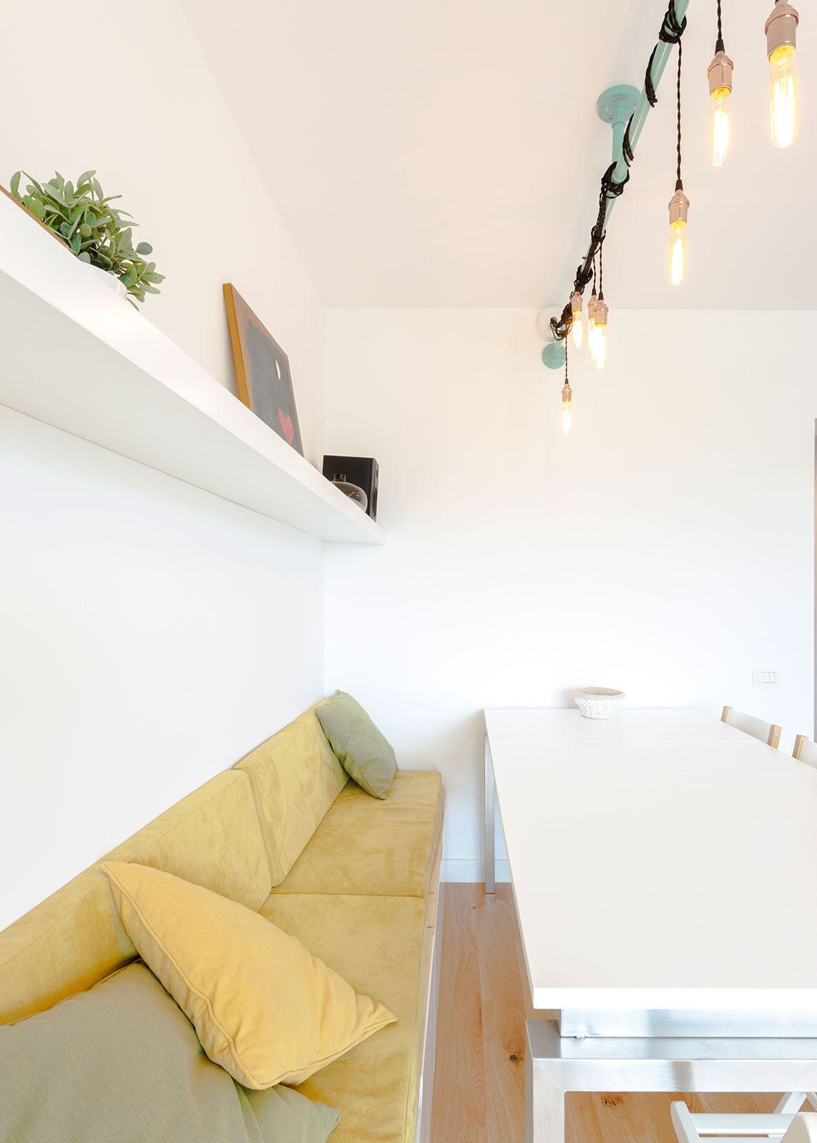 Craftr-Interior_Design-ngp_Apartment_09_livingroom.jpg