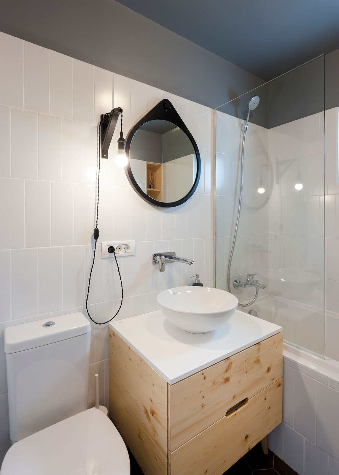 Craftr-Interior_Design-ngp_Apartment_24_master_bathroom.jpg