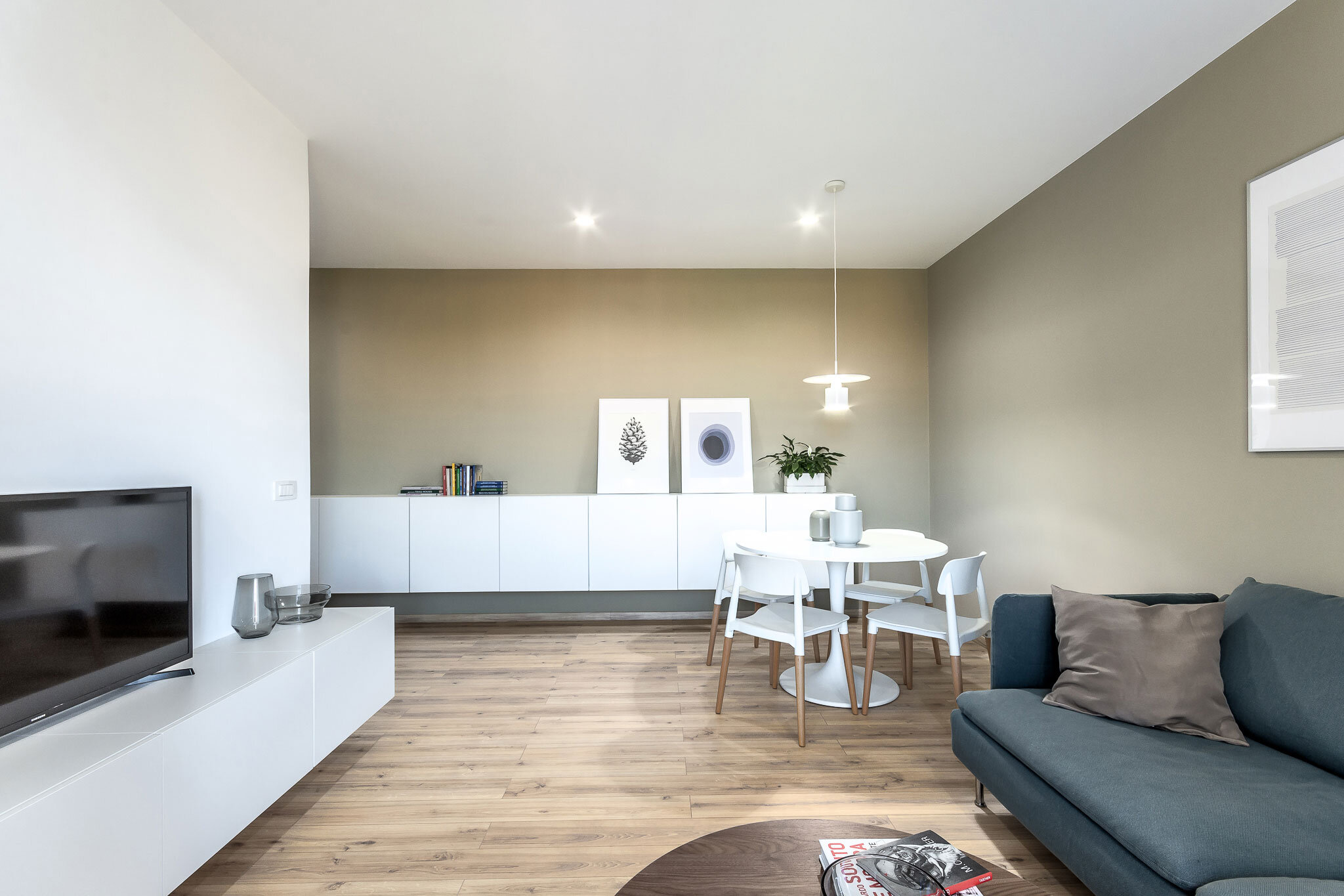 Craftr_Interior_Design_GB_Apartment_06_livingroom.jpg