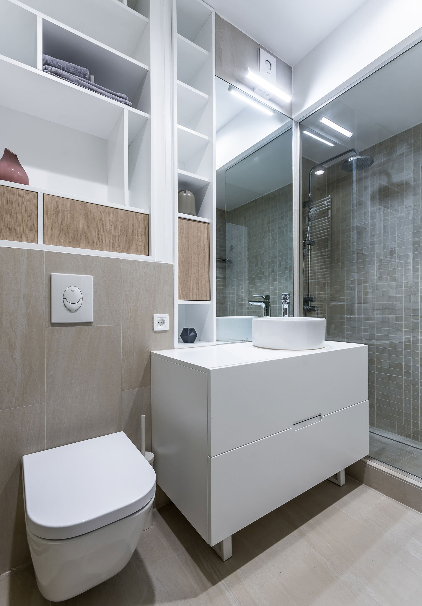 Craftr_Interior_Design_GB_Apartment_16_bathroom.jpg