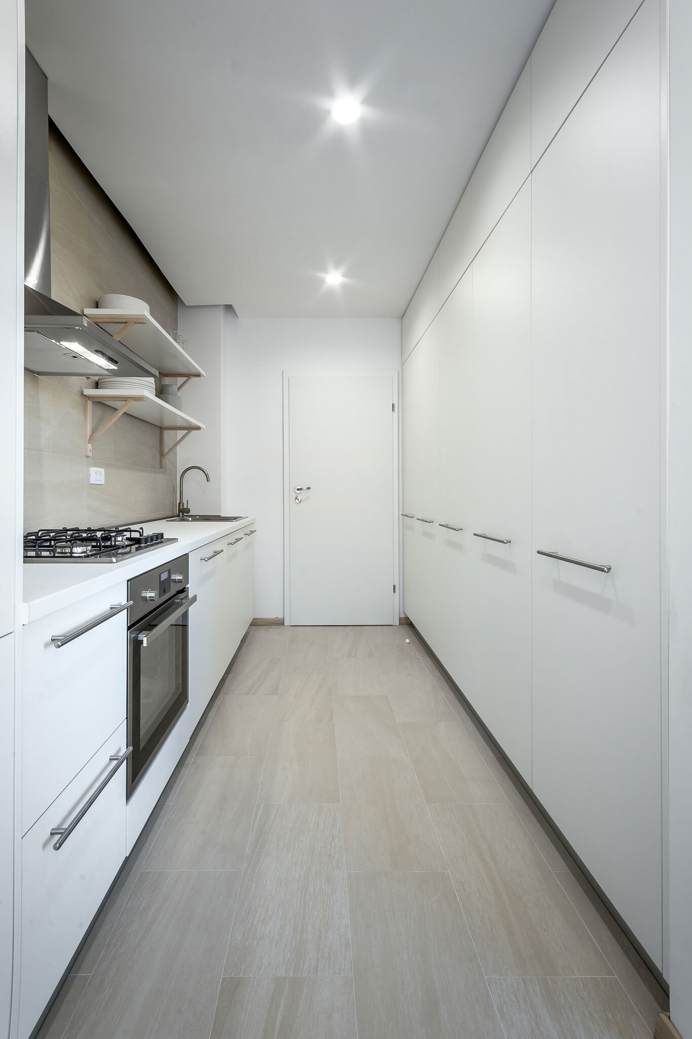 Craftr_Interior_Design_GB_Apartment_21_kitchen.jpg