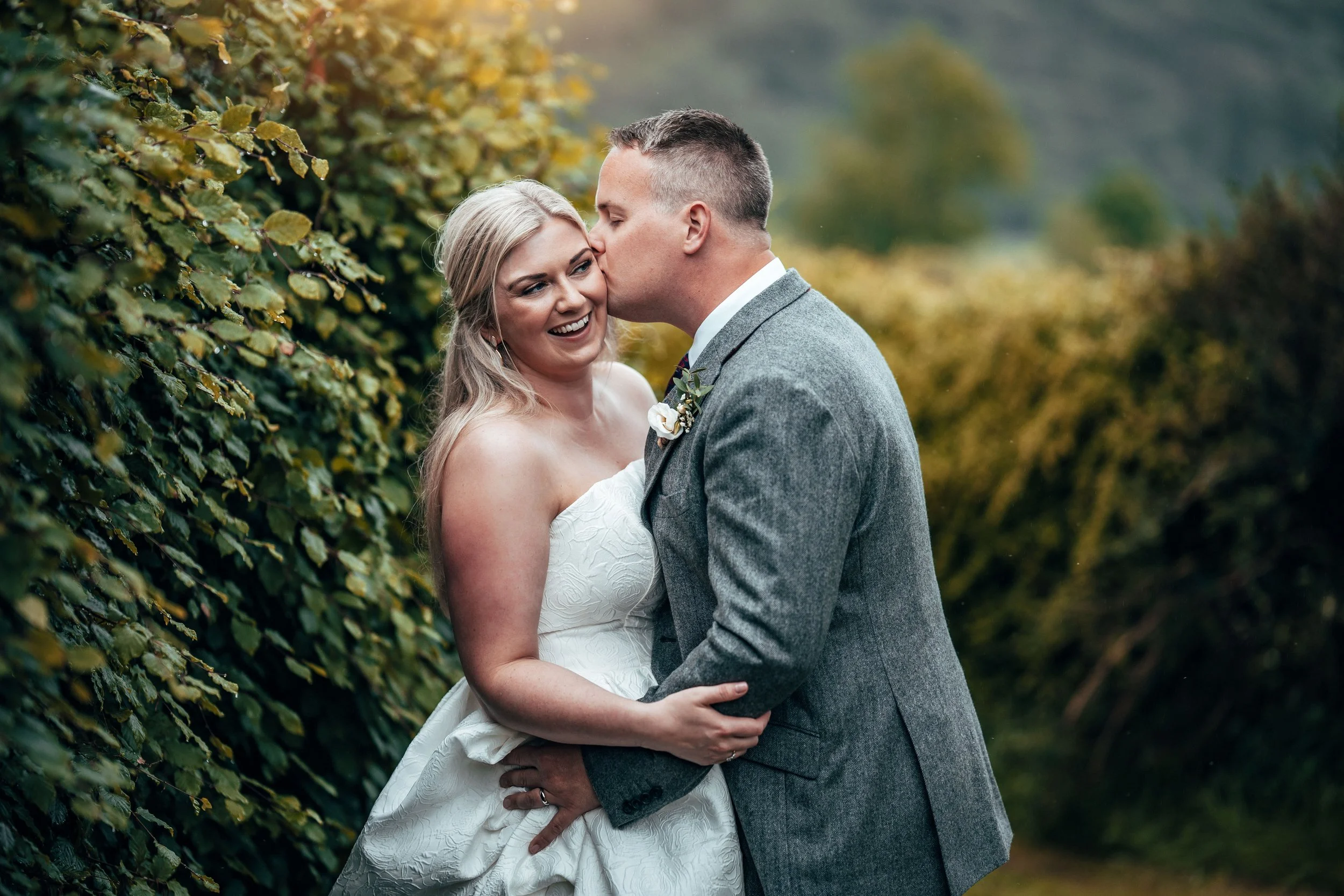 BEN &amp; BECKY