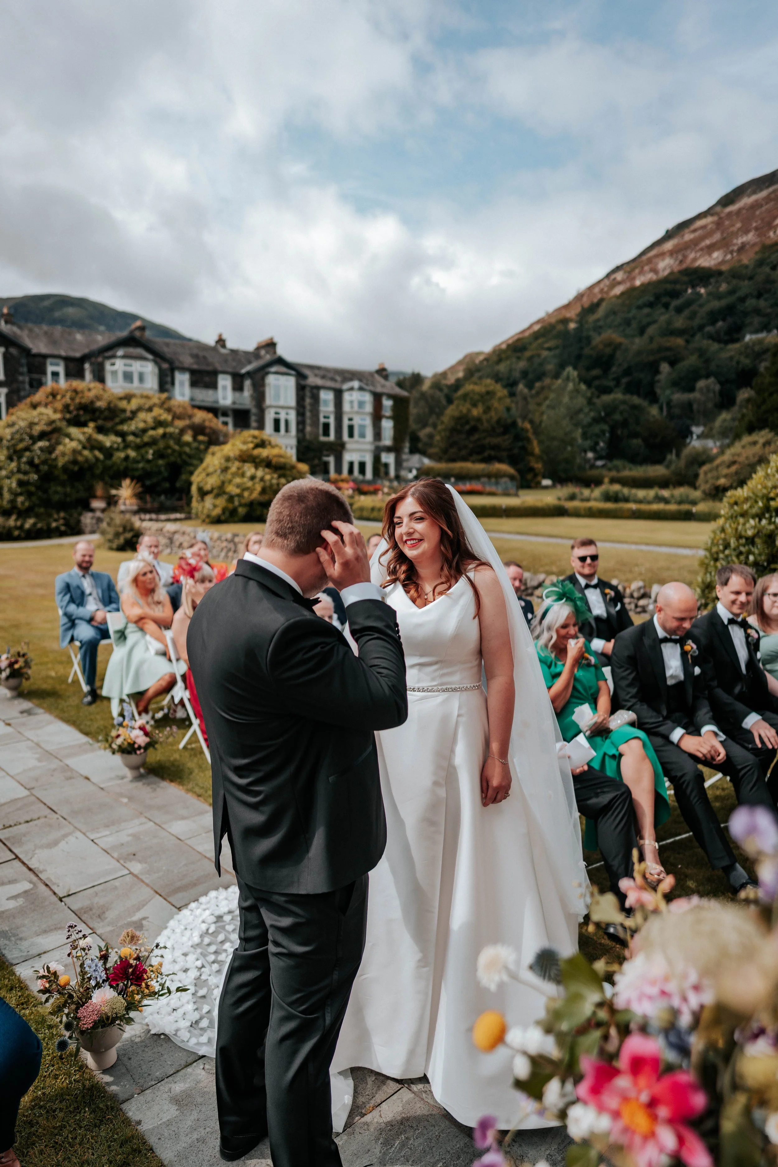 Daniel & Kate -- Inn On The Lake-118.jpg