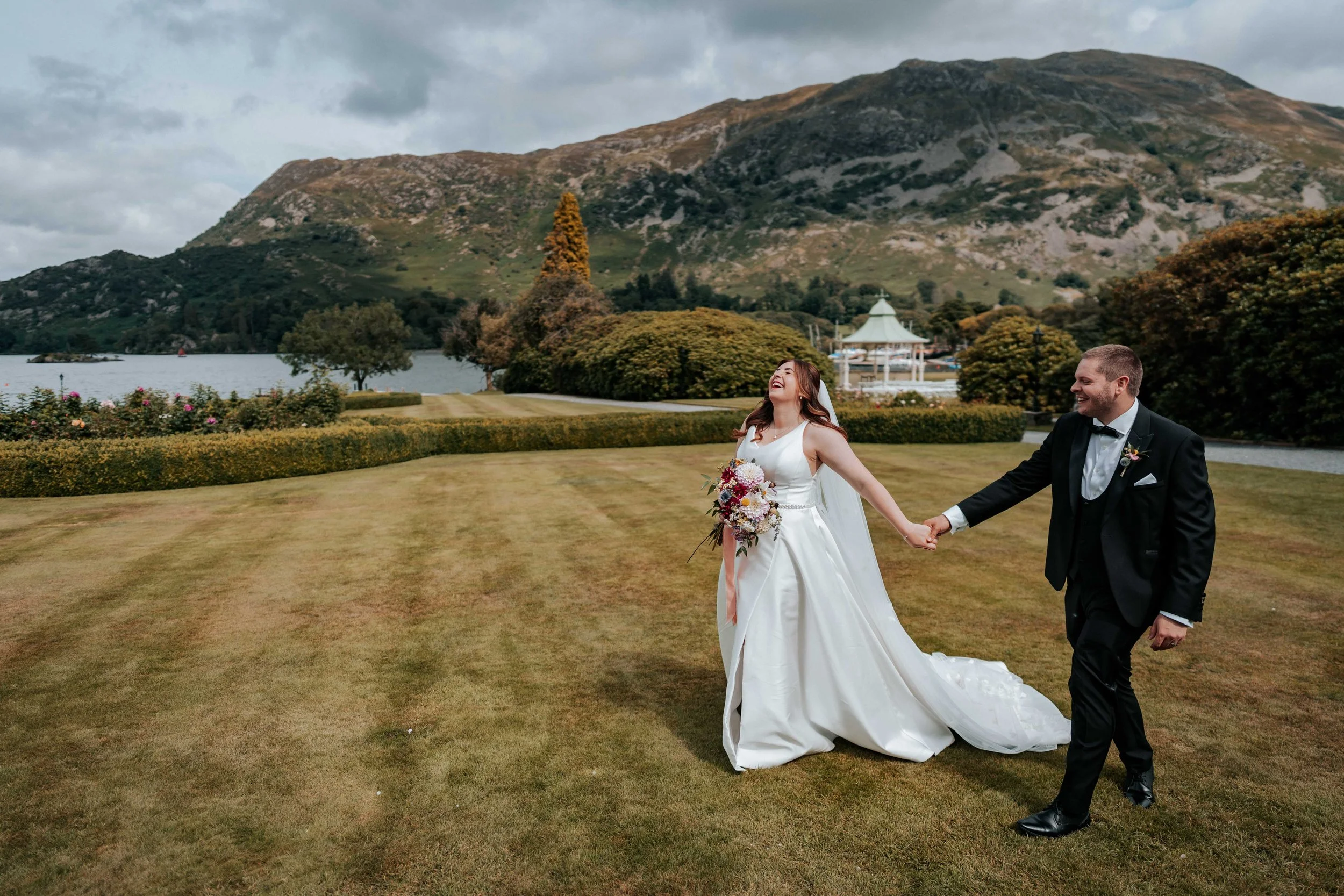 Daniel & Kate -- Inn On The Lake-216.jpg