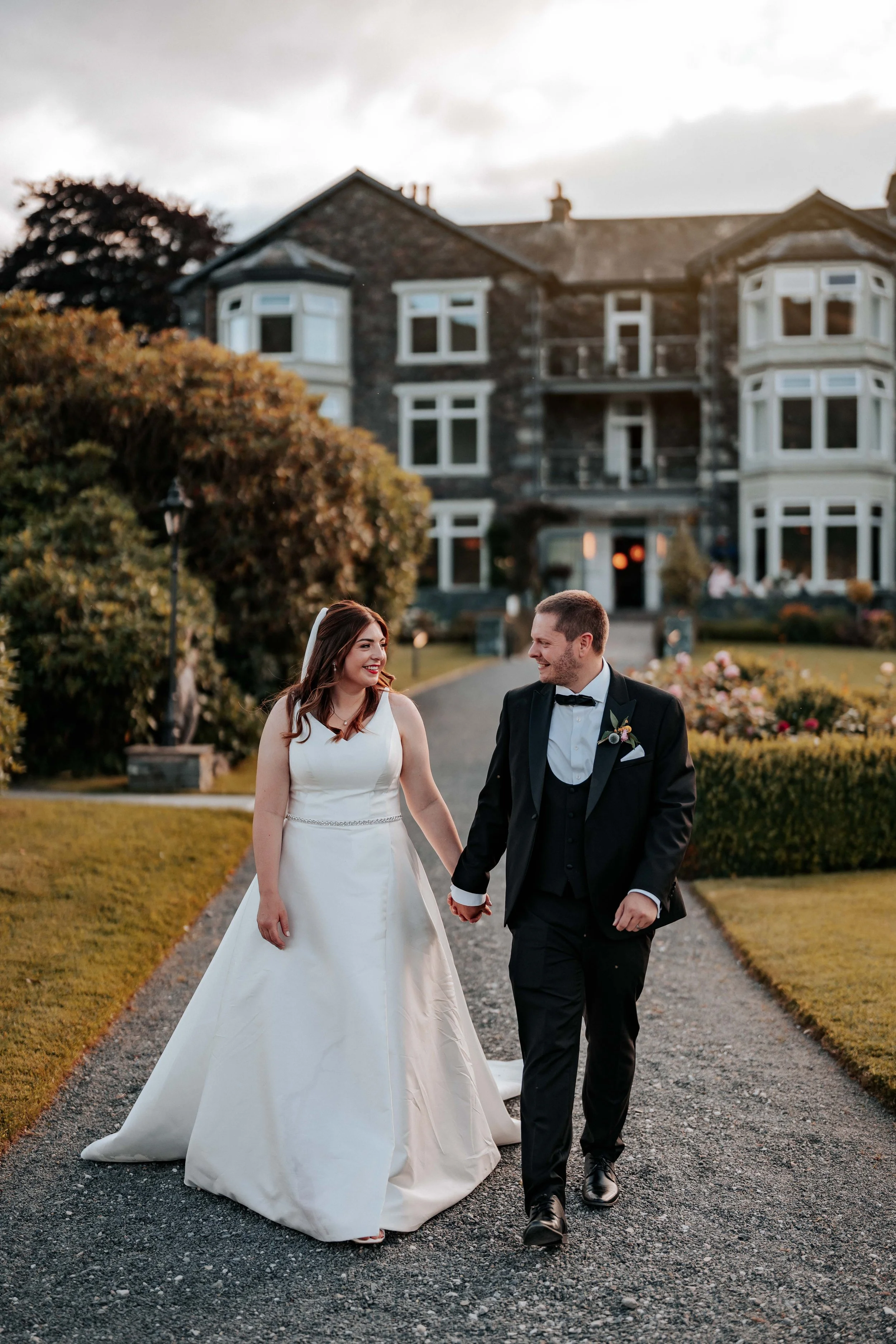 Daniel & Kate -- Inn On The Lake-254.jpg
