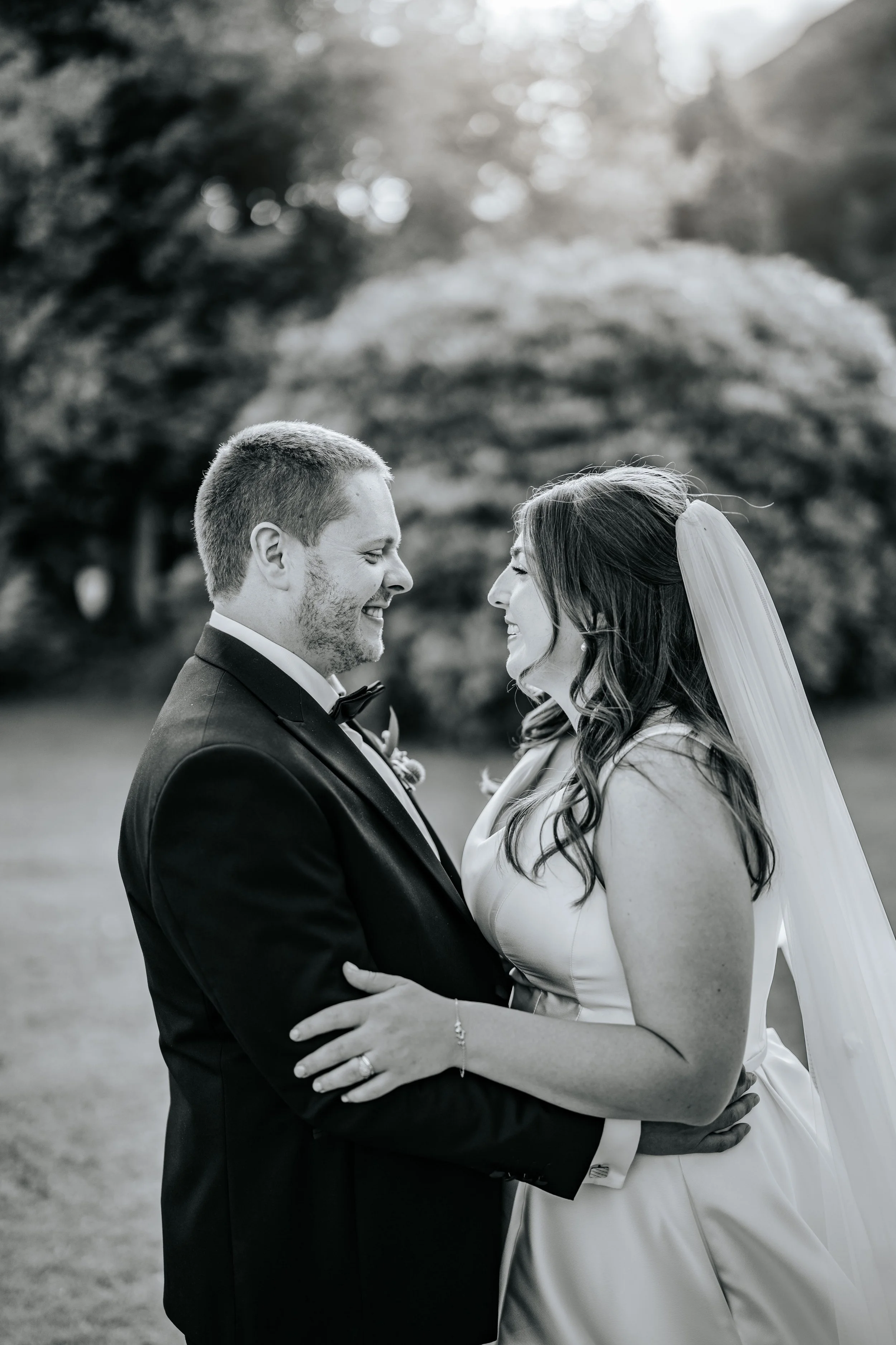 Daniel & Kate -- Inn On The Lake-270.jpg