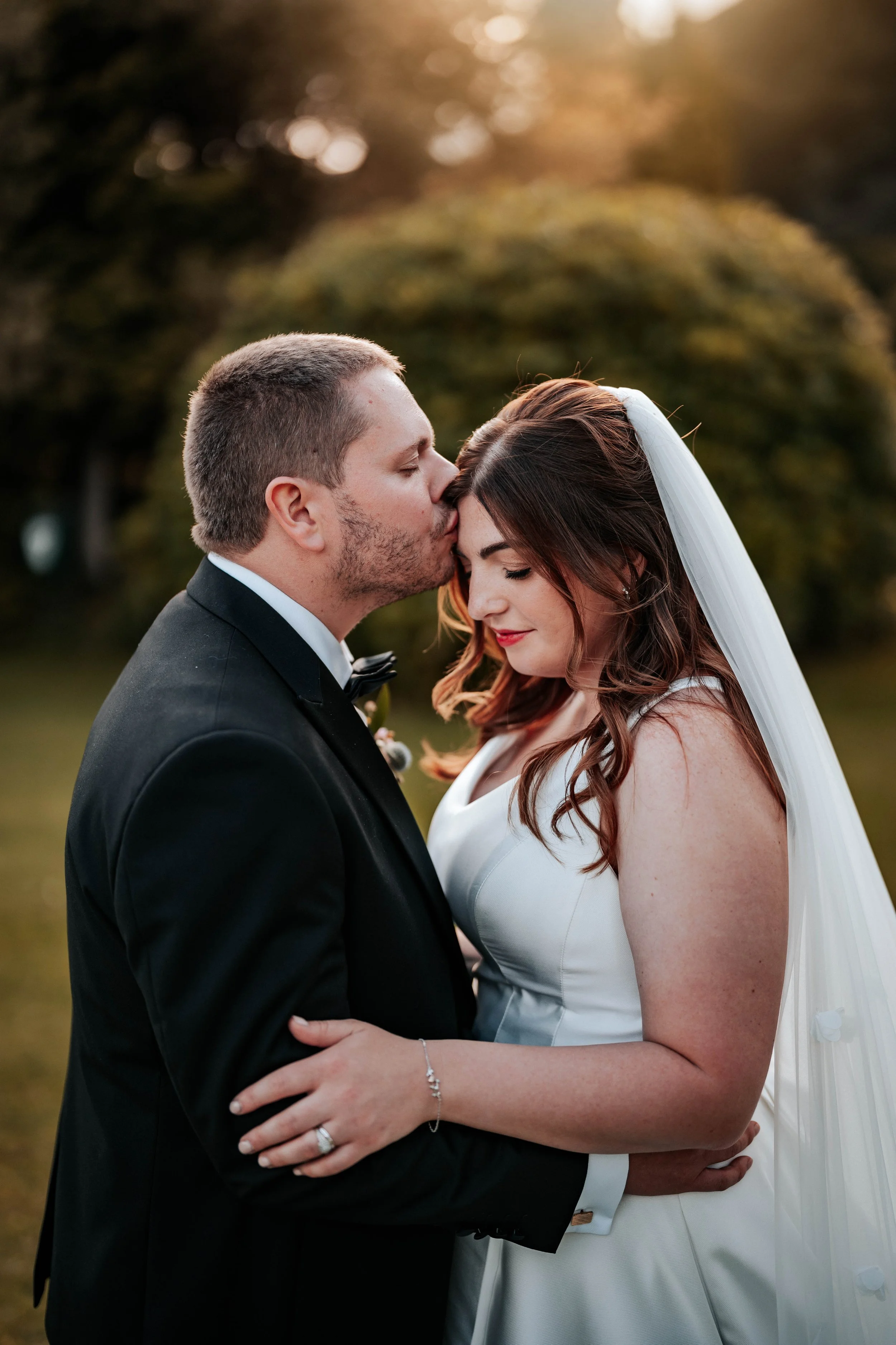 Daniel & Kate -- Inn On The Lake-271.jpg