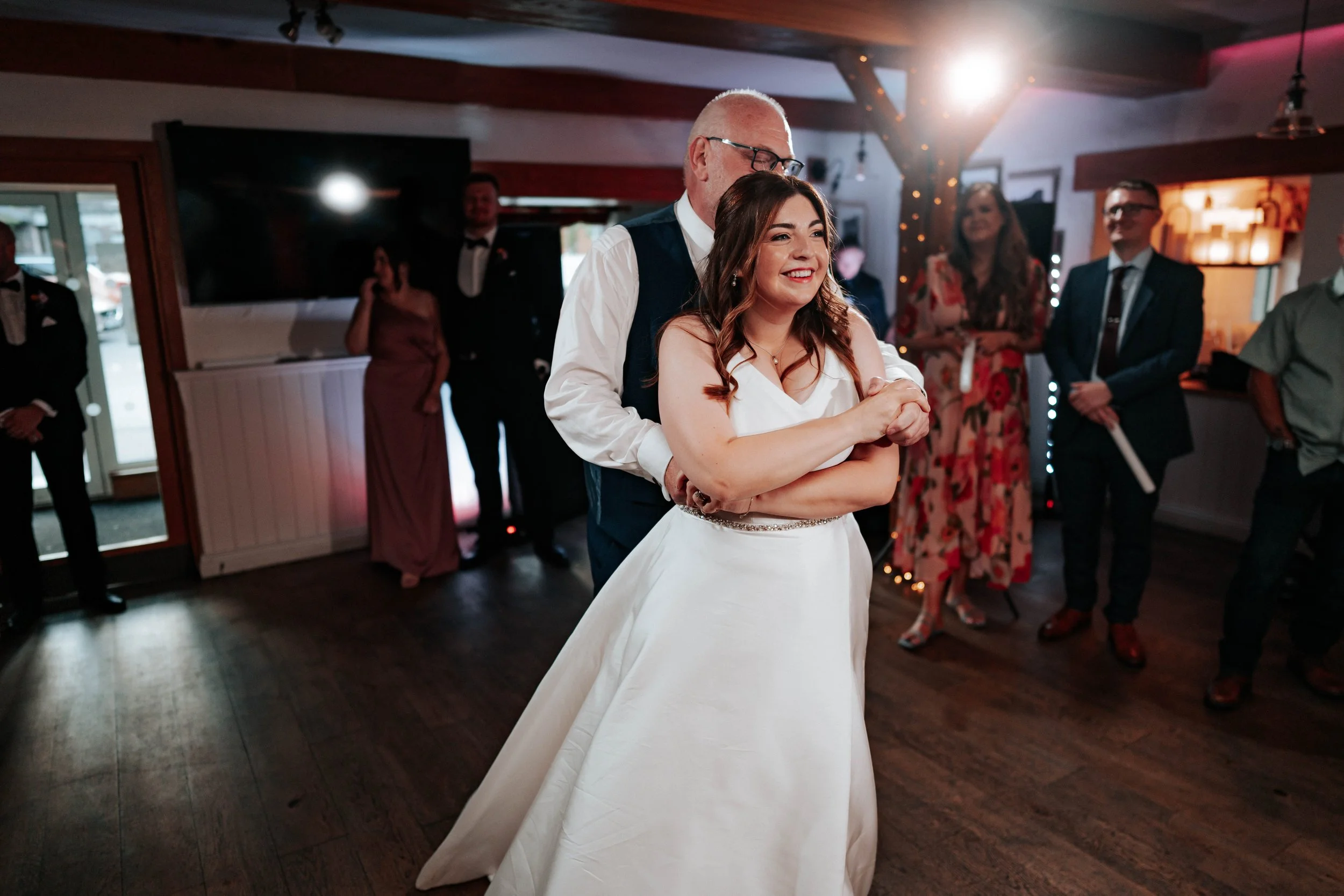 Daniel & Kate -- Inn On The Lake-291.jpg