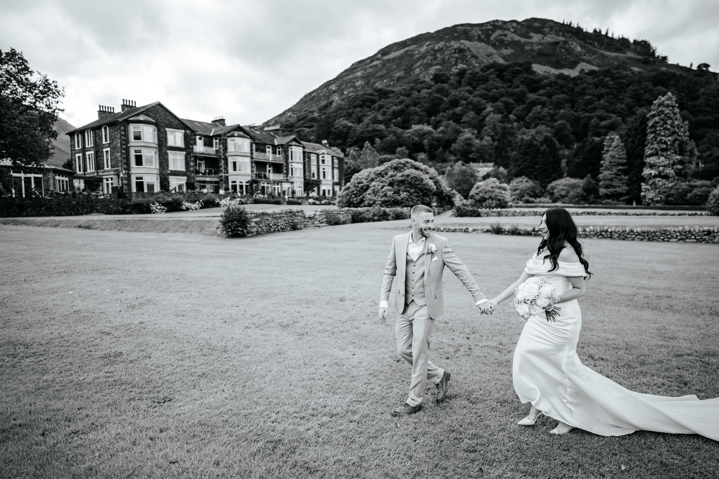 Alex & Lorren -- Inn On The Lake-215.jpg
