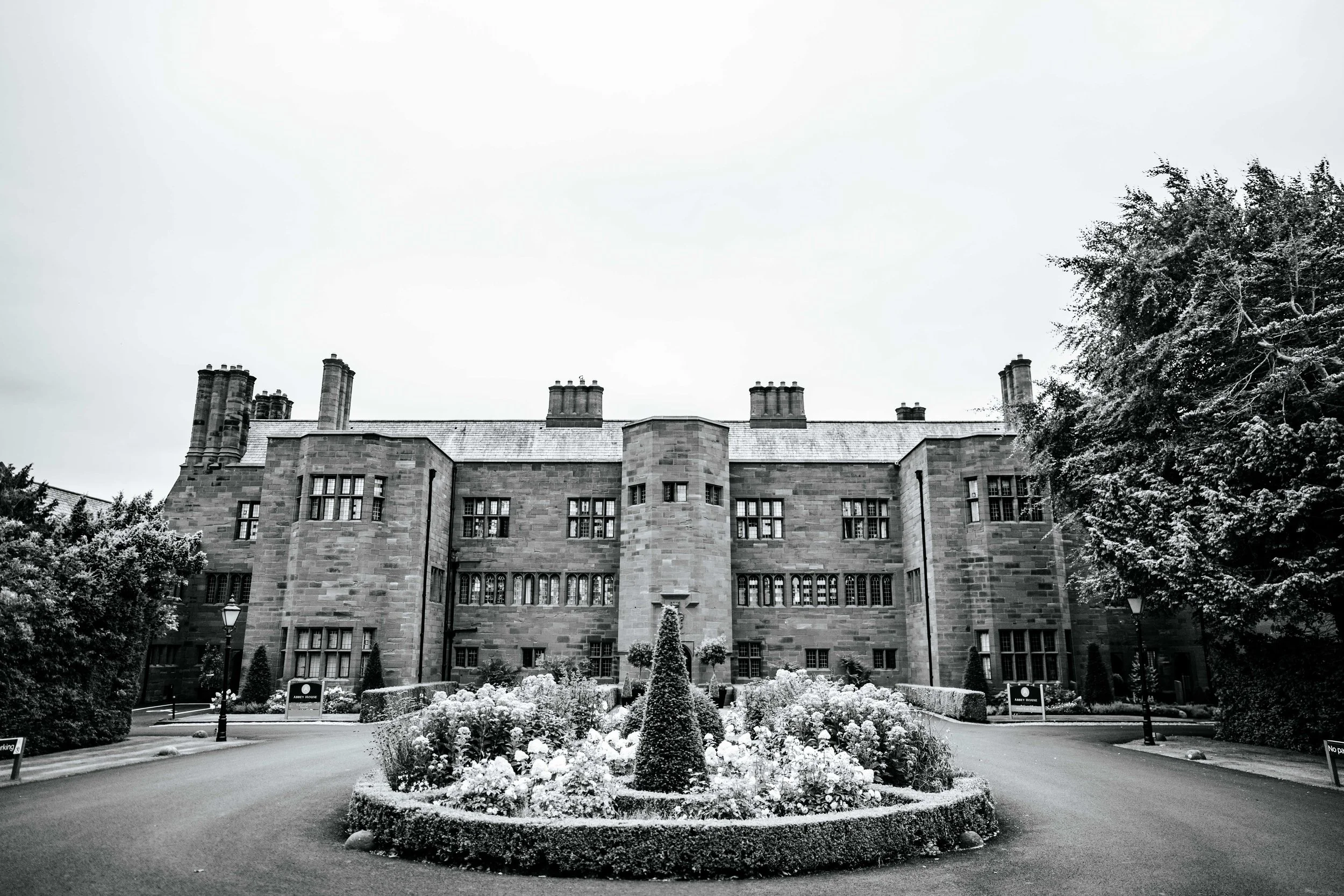 Lee & Geraldine -- Abbey House Hotel & Gardens-8.jpg