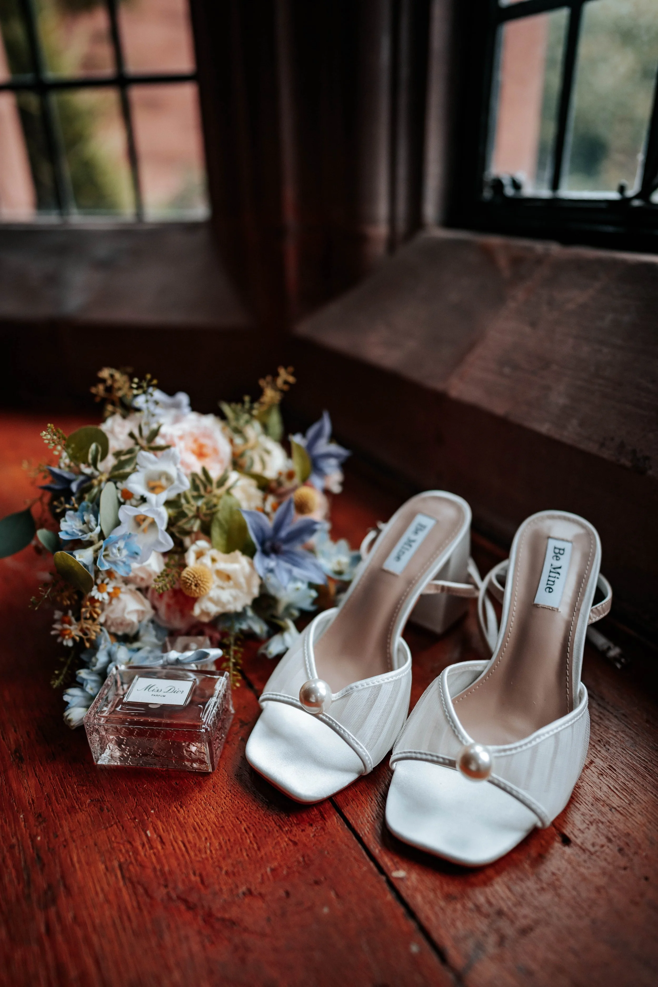 Lee & Geraldine -- Abbey House Hotel & Gardens-24.jpg
