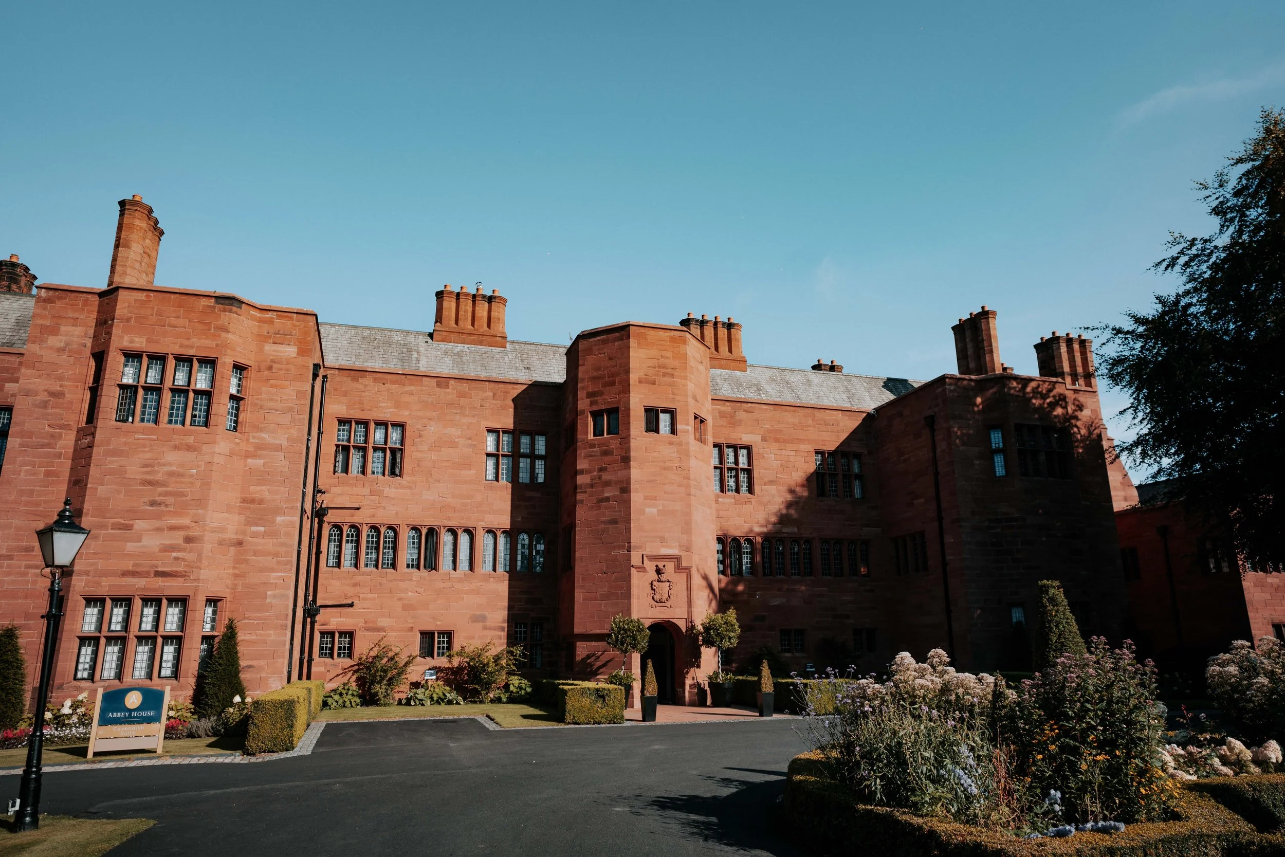 Lee & Geraldine -- Abbey House Hotel & Gardens-236.jpg