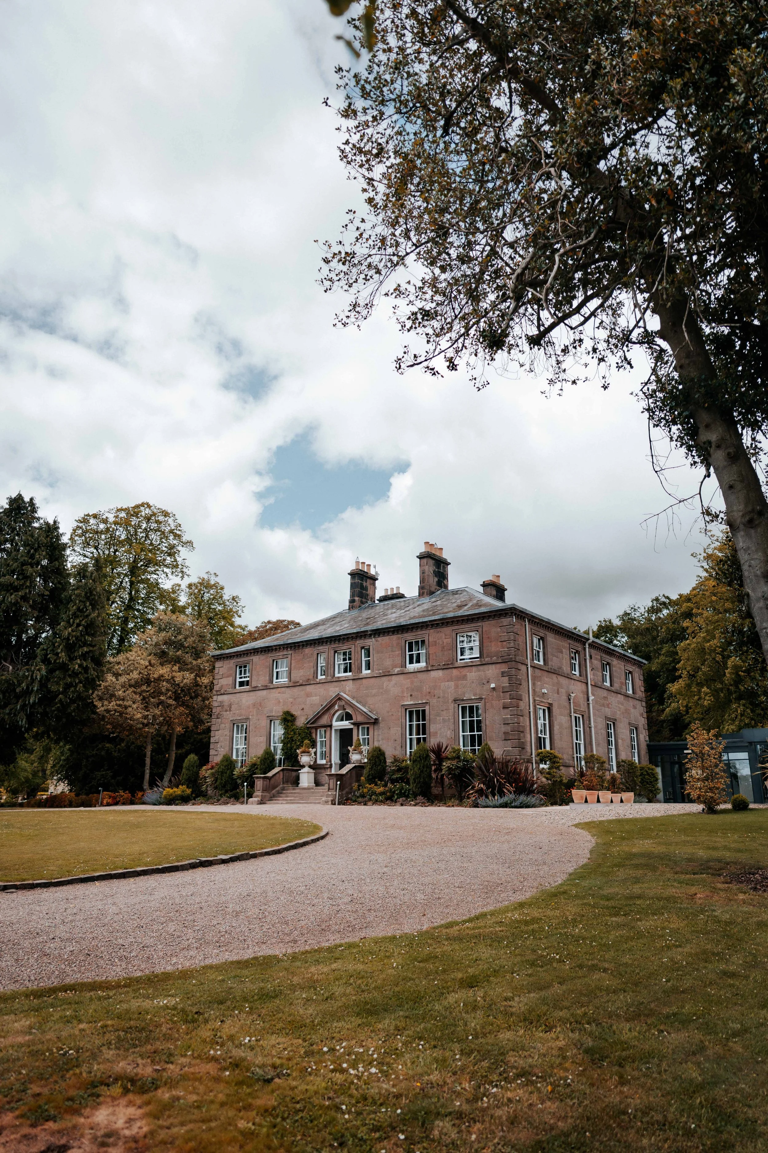 Sean & Jen - Charlton Hall-3.jpg