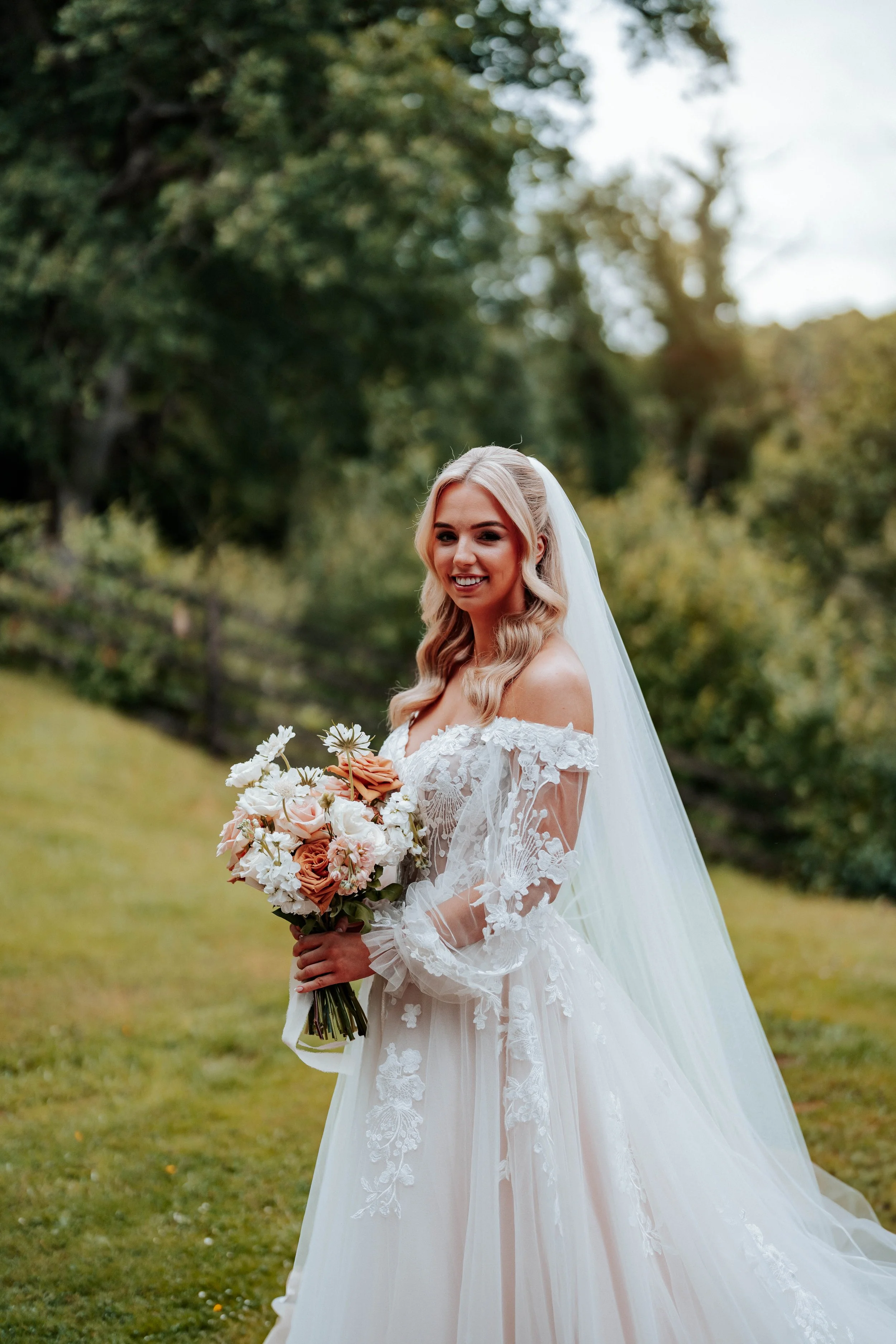 Lewis & Rebecca -- Hidden River Barn-55.jpg