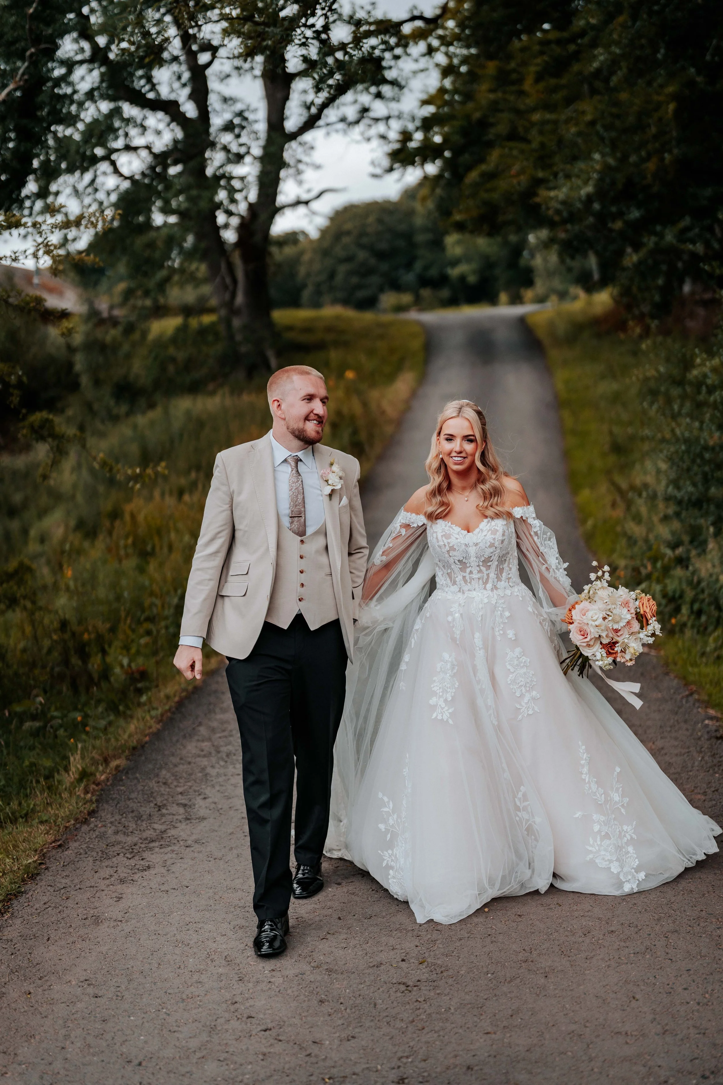 Lewis & Rebecca -- Hidden River Barn-149.jpg