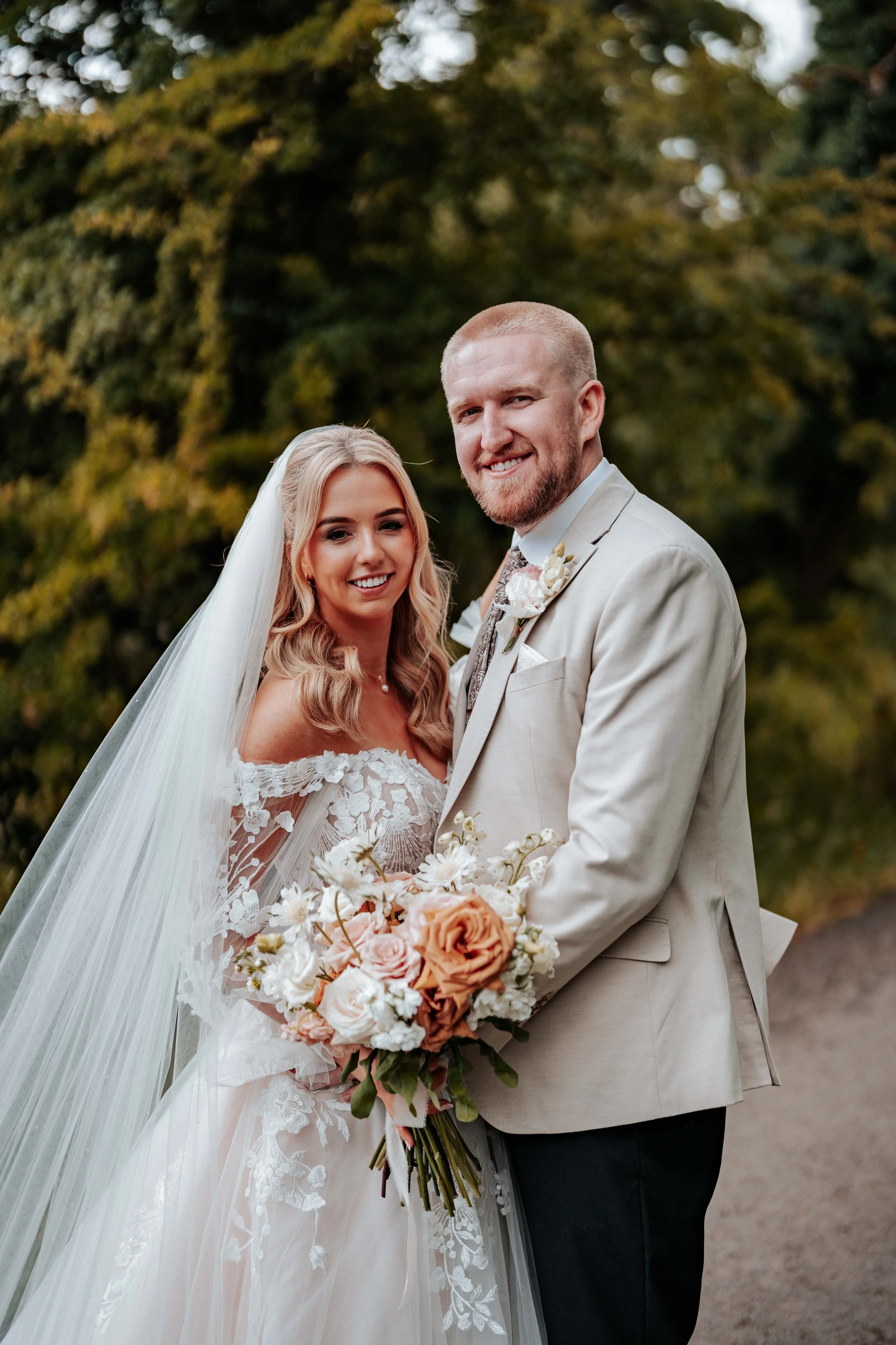 Lewis & Rebecca -- Hidden River Barn-151.jpg