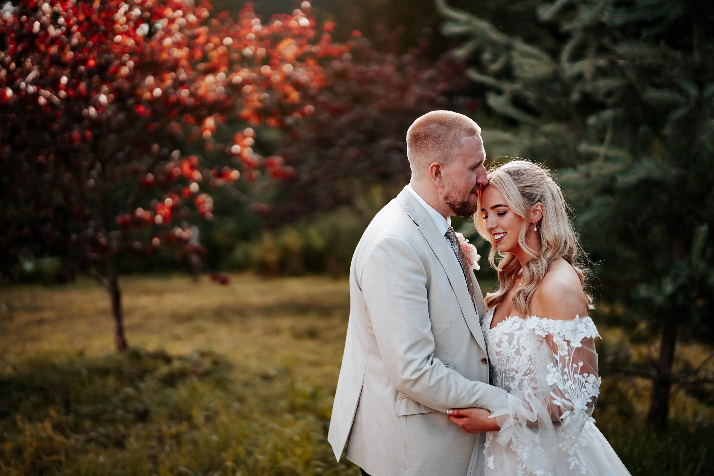 Lewis & Rebecca -- Hidden River Barn-214.jpg