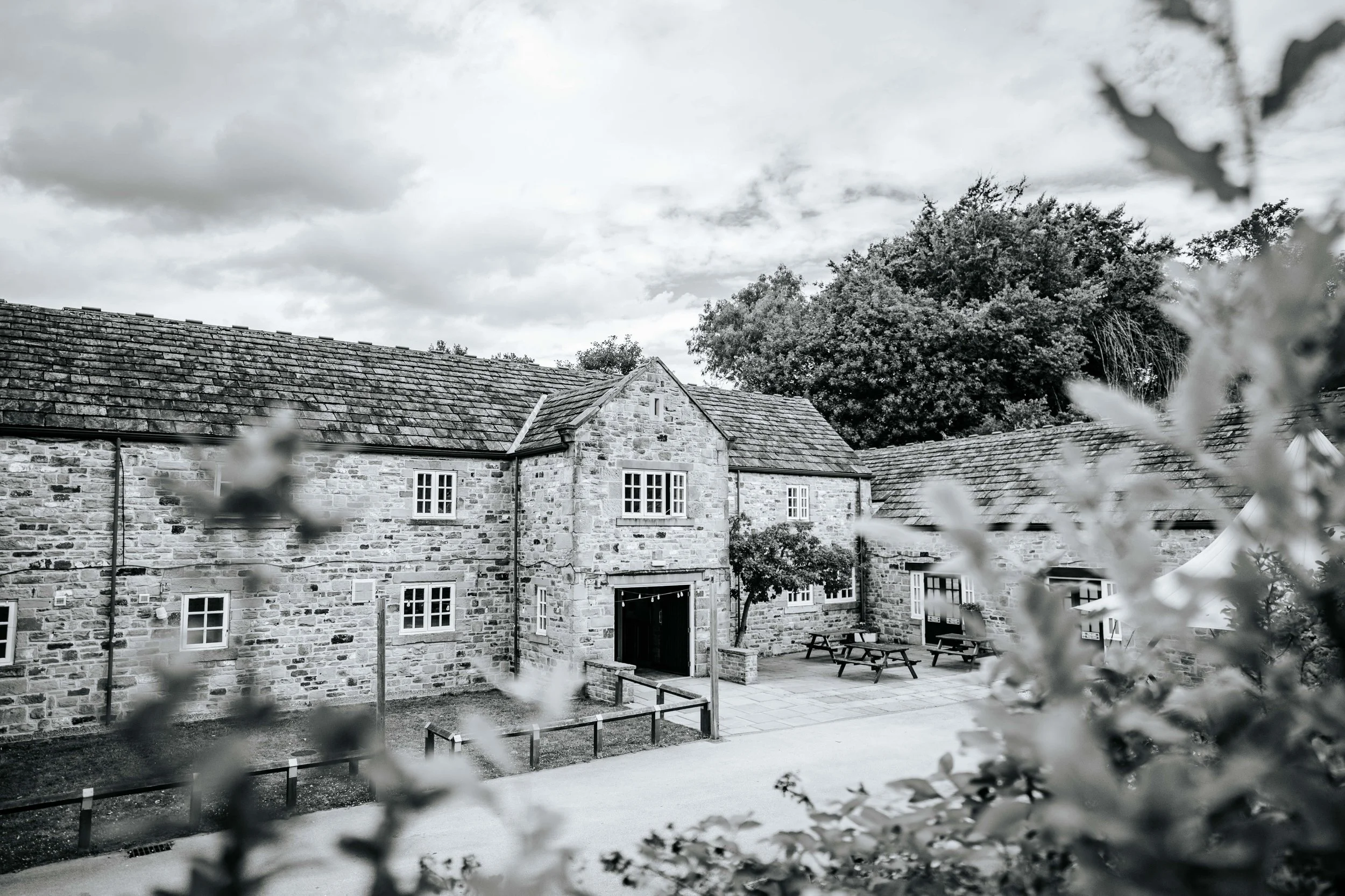 Jake & Abby -- Tankersley Manor Hotel-6.jpg