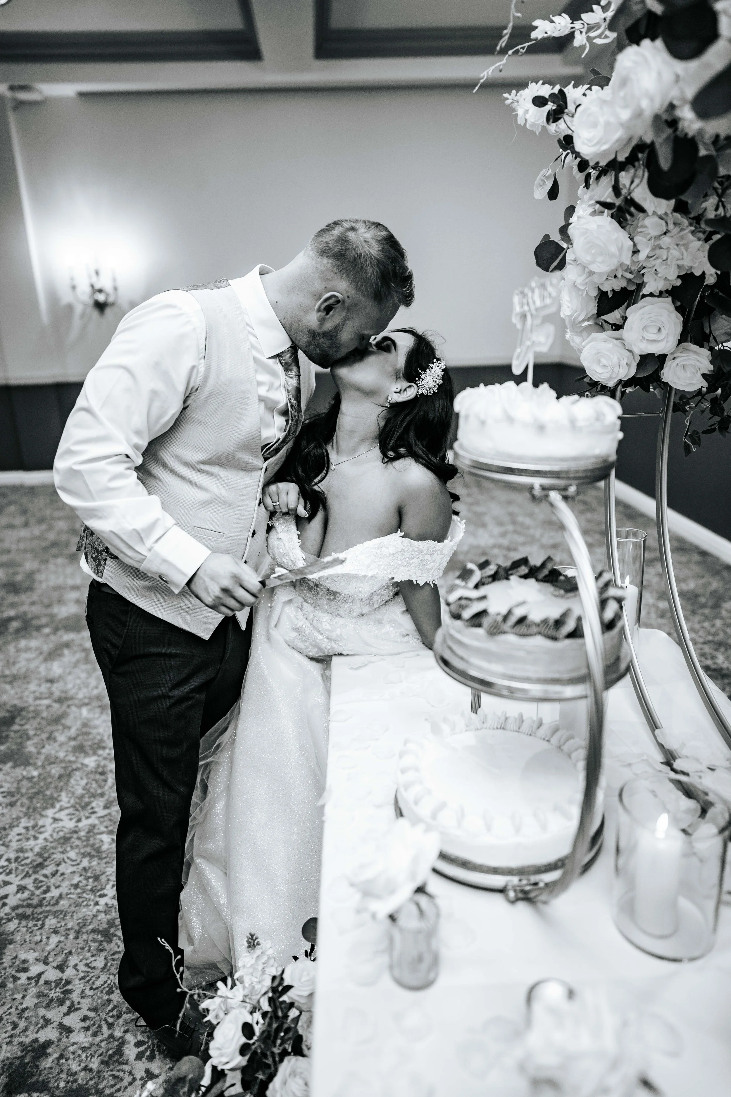 Jake & Abby -- Tankersley Manor Hotel-224.jpg