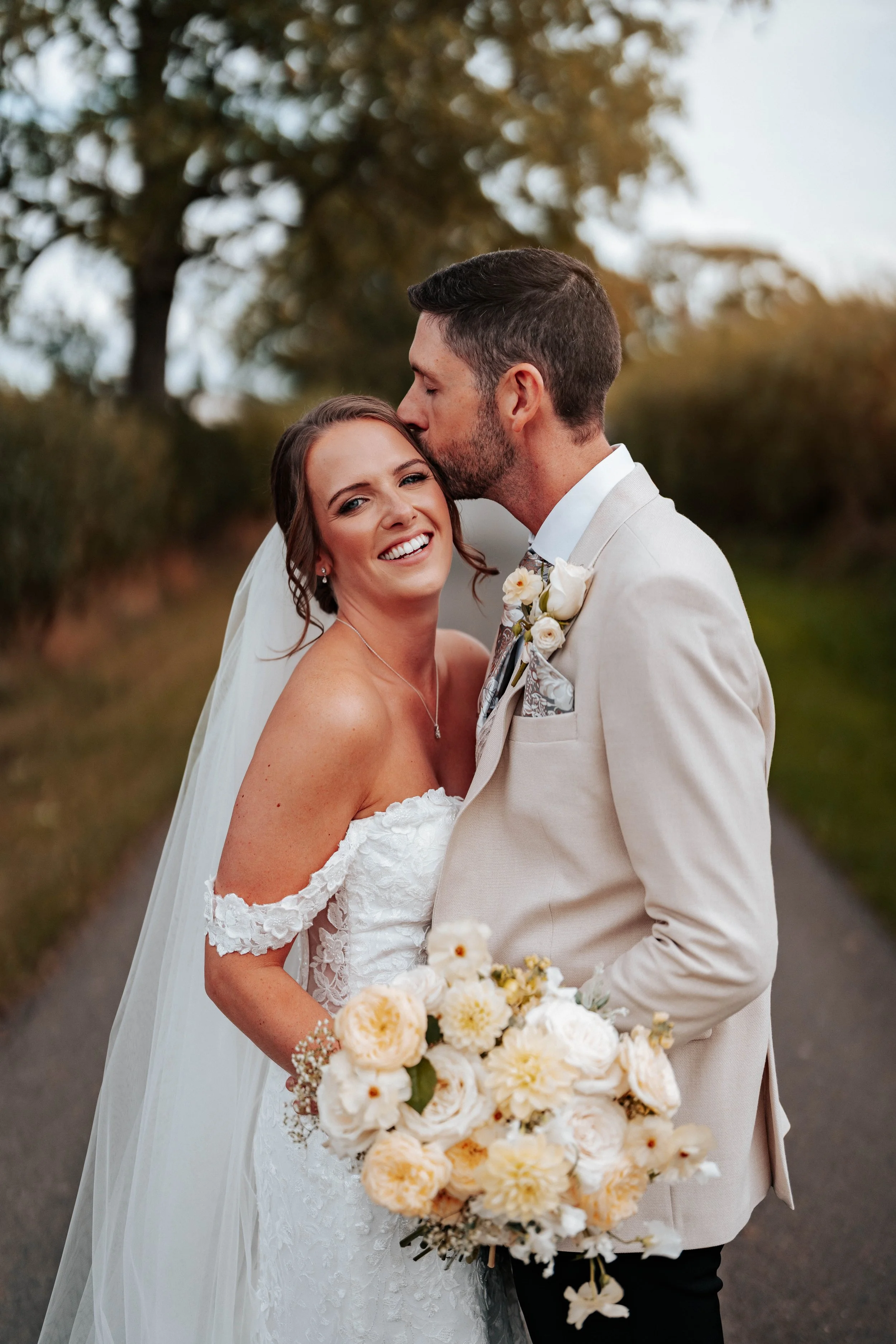 Daniel & Emily -- Eden Barn-264.jpg