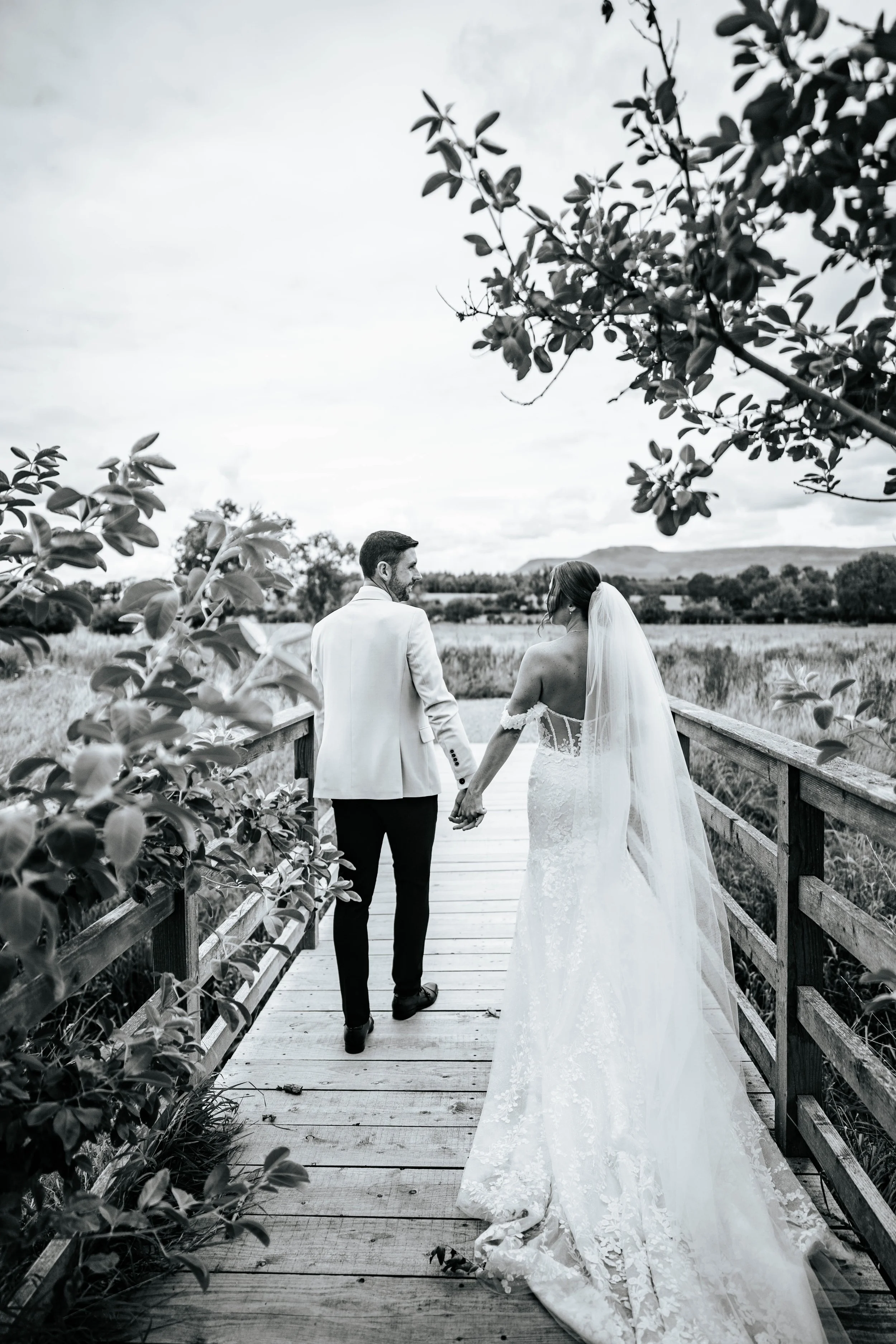 Daniel & Emily -- Eden Barn-279.jpg